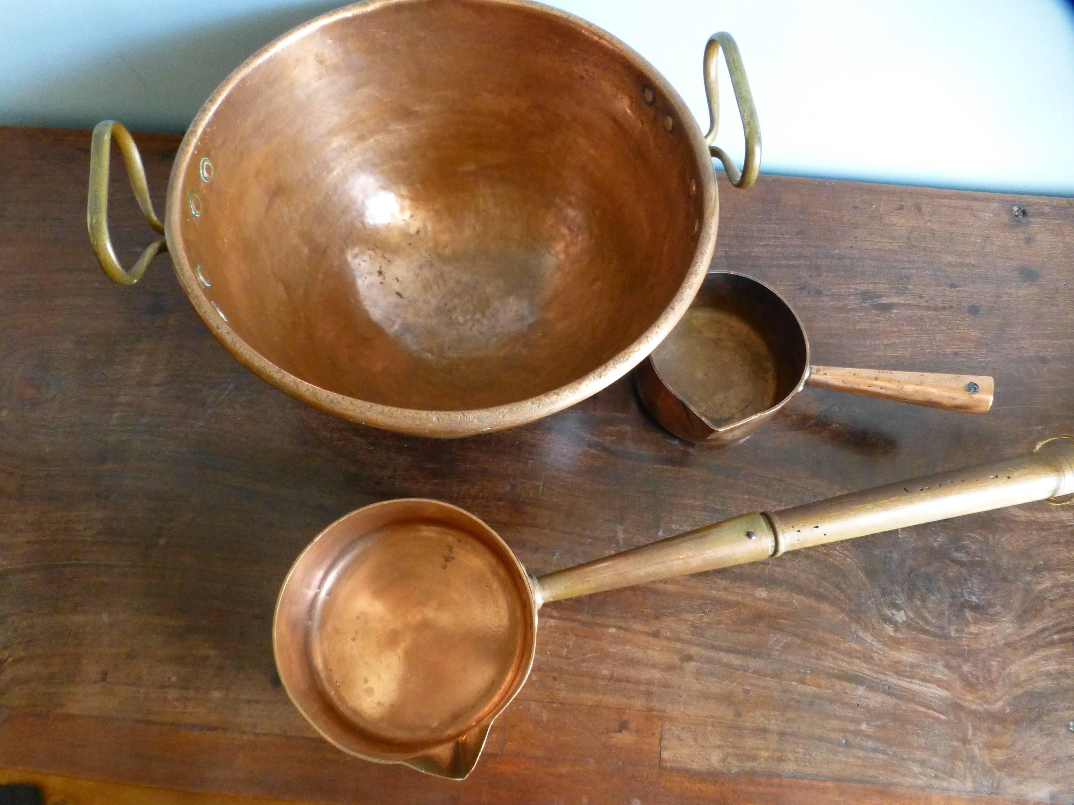 19th Century French Copper Bowls In Good Condition In Amerongen, NL