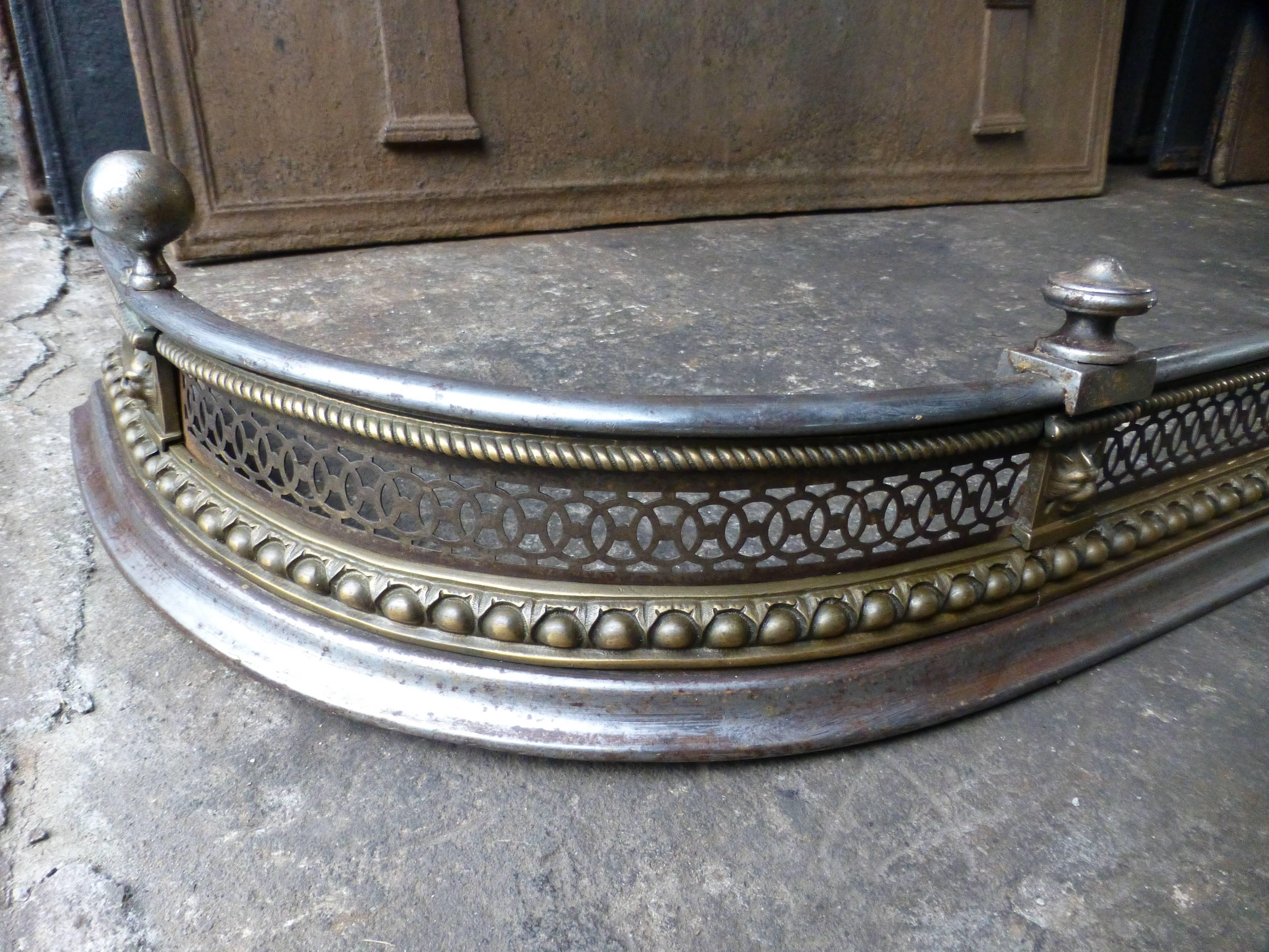 19th Century English Fireplace Fender, Fire Fender In Good Condition In Amerongen, NL