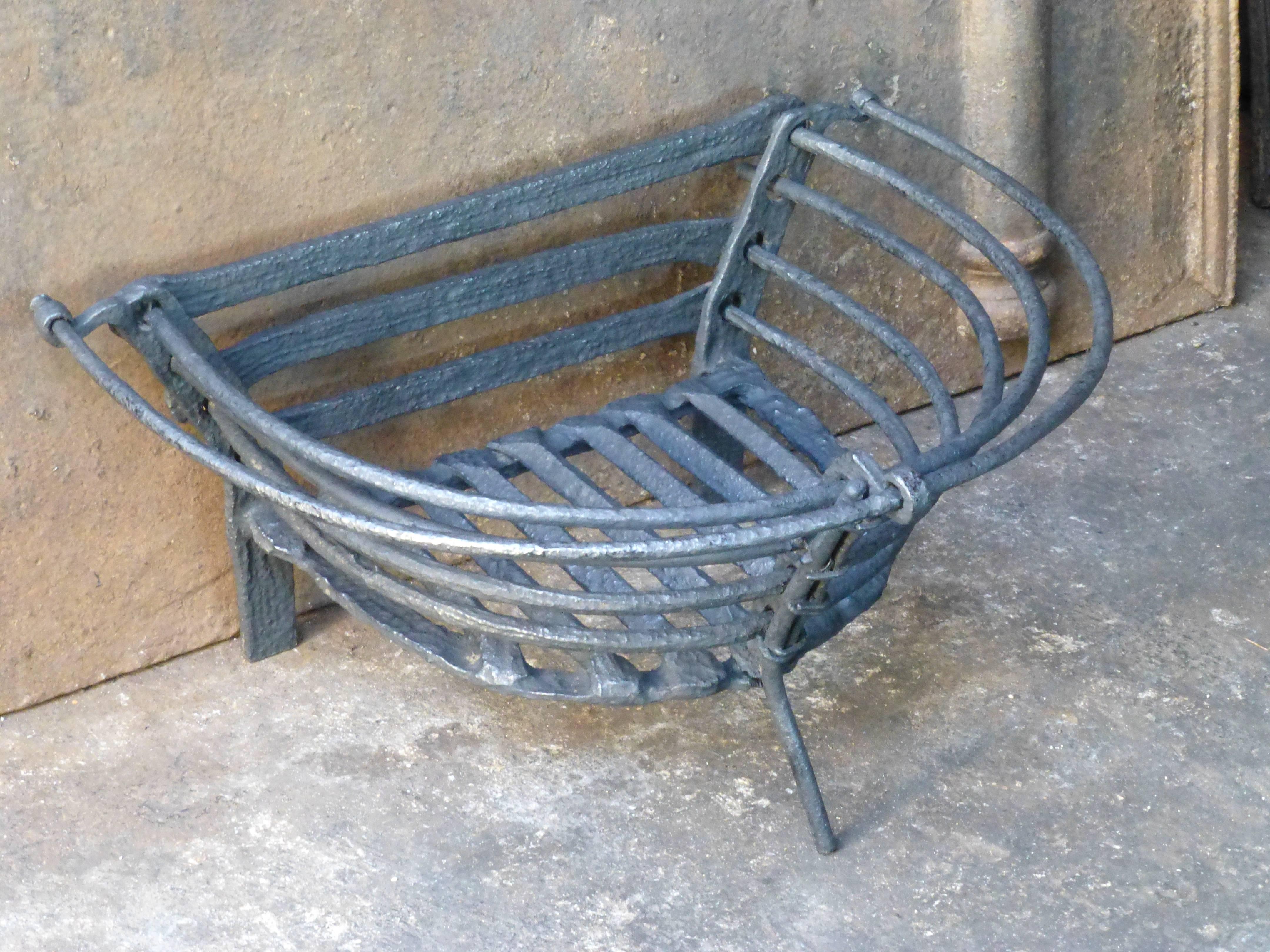 18th Century English Fireplace Grate, Fire Grate In Good Condition In Amerongen, NL