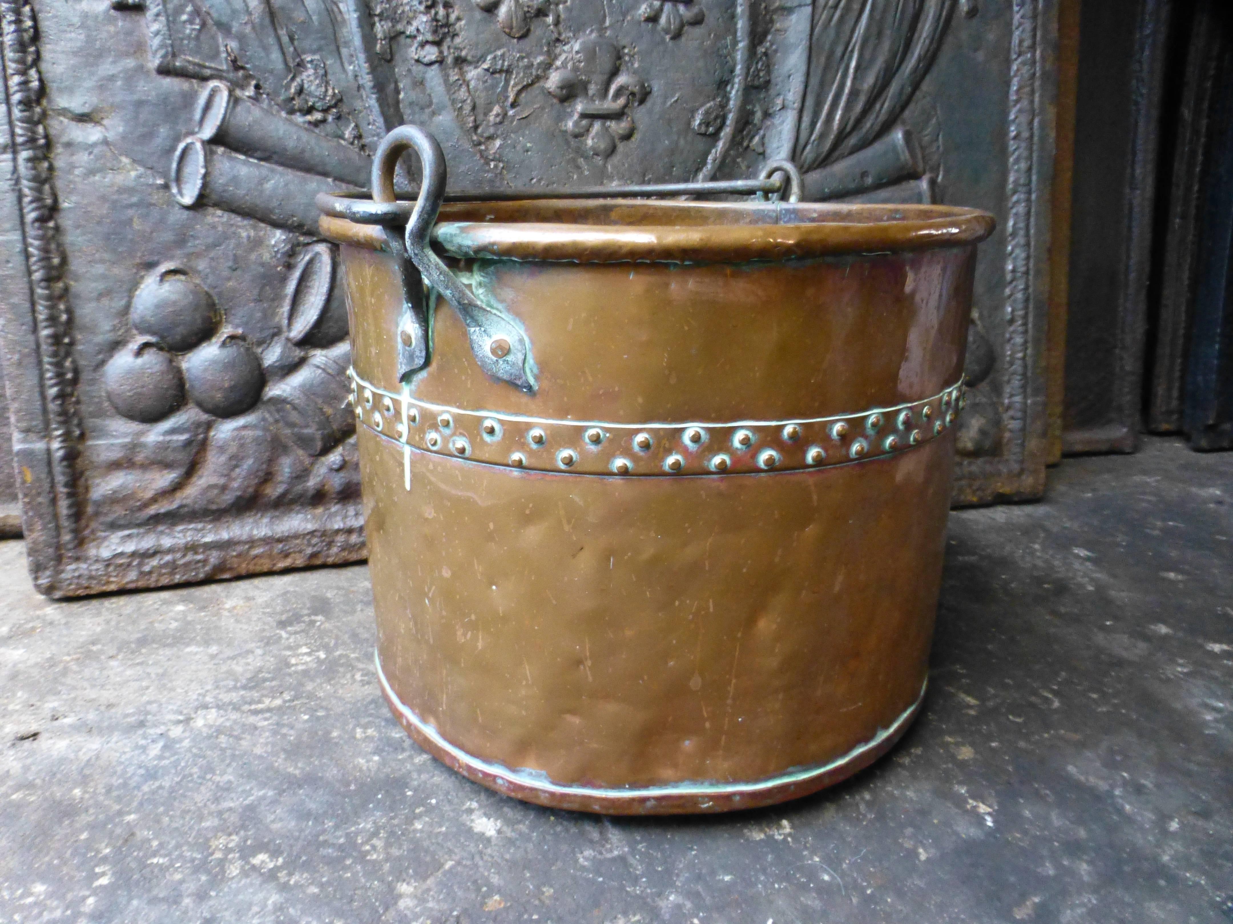 19th Century French Log Basket, Log Holder In Good Condition In Amerongen, NL