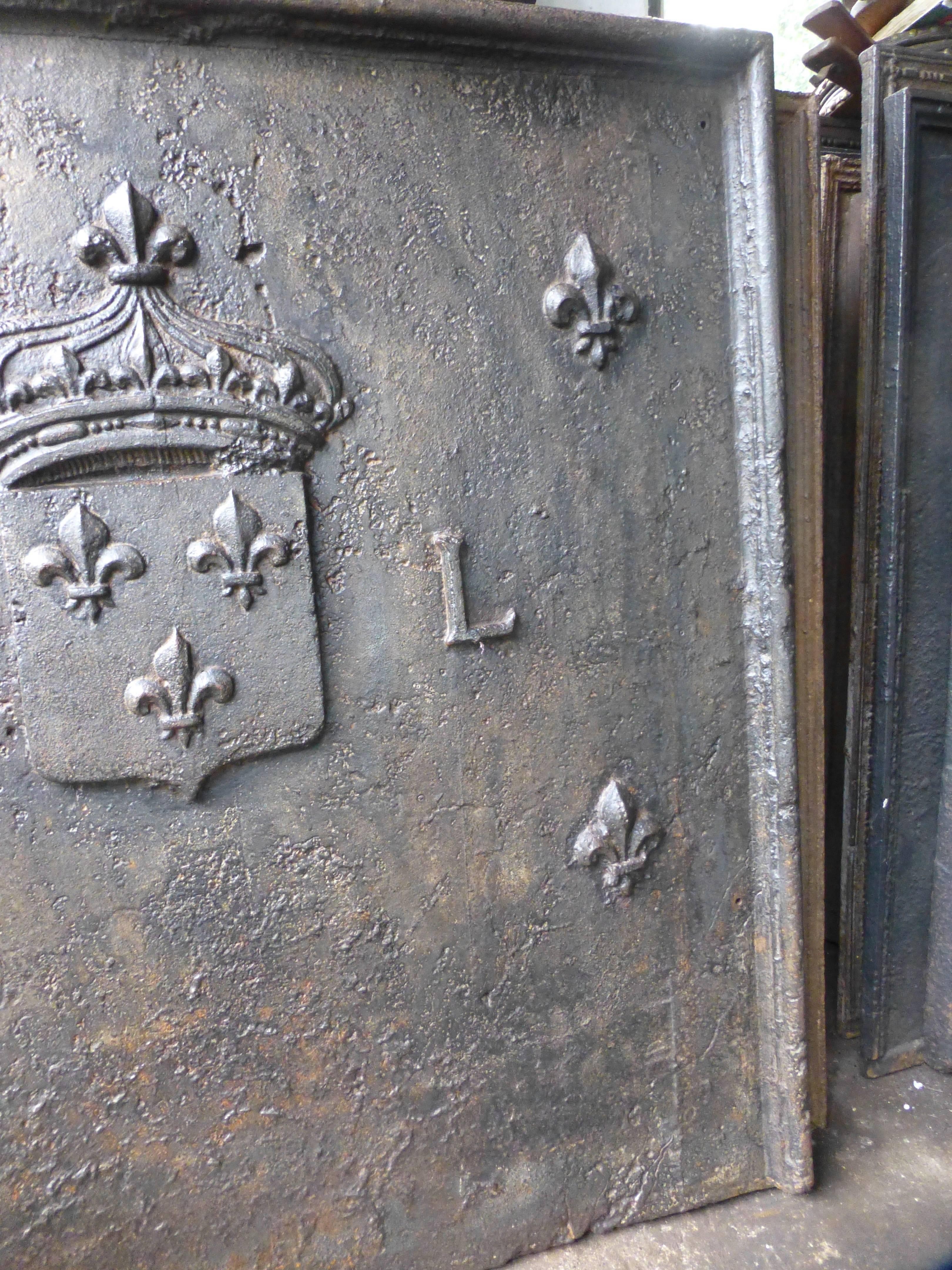 French Beautiful 'L' (Louis XIV) Fireback with Arms of France, 17th-18th Century 