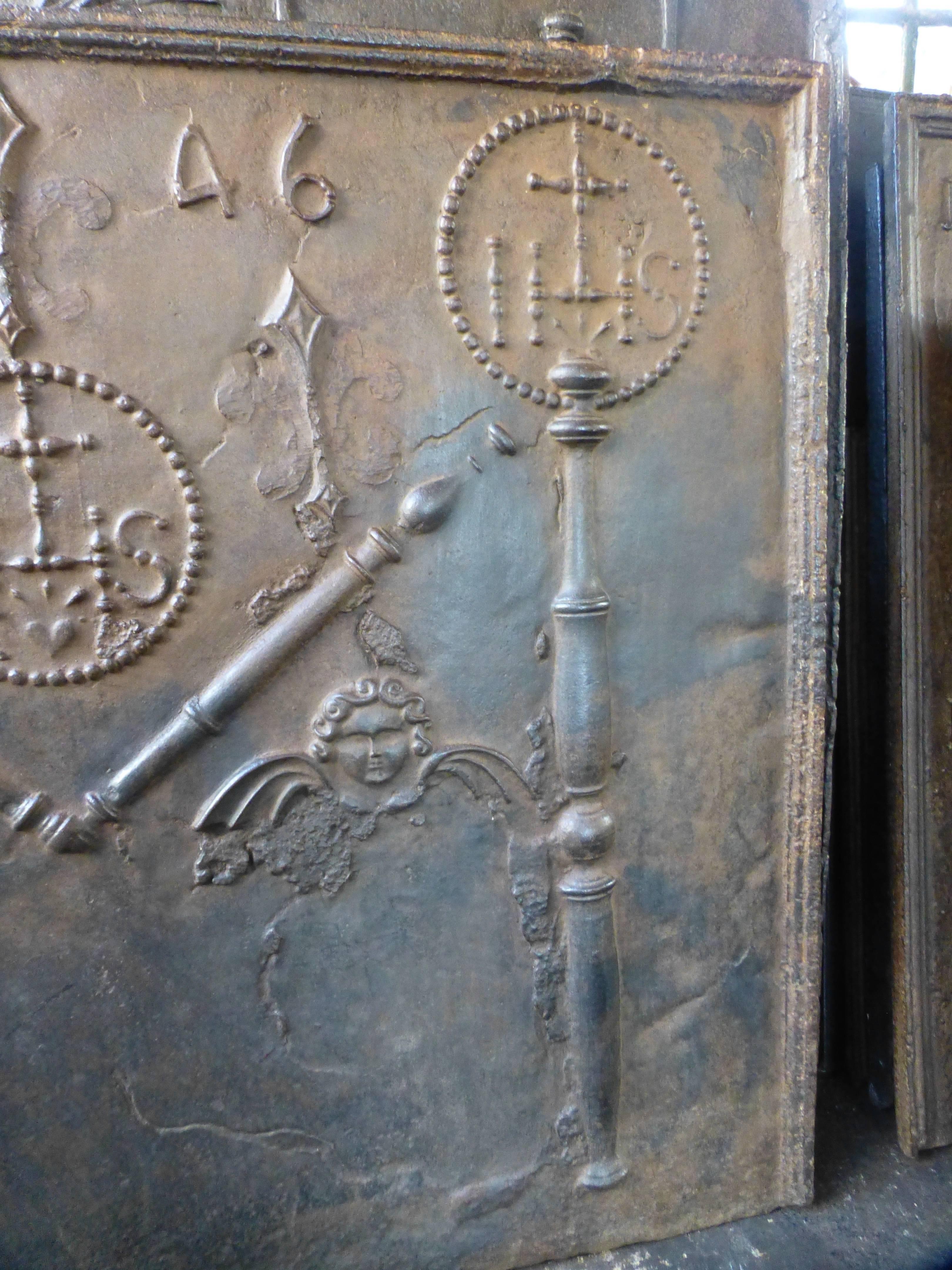 Louis XIV 18th Century Pillars with Medieval IHS Monogram Fireback / Backsplash For Sale