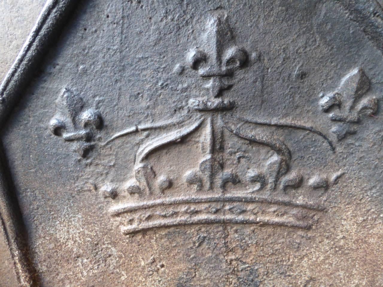 Cast 17th-18th Century 'Fleurs-de-Lis (Lillies)' Fireback