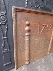 18th Century 'Pillars of Hercules' Fireback