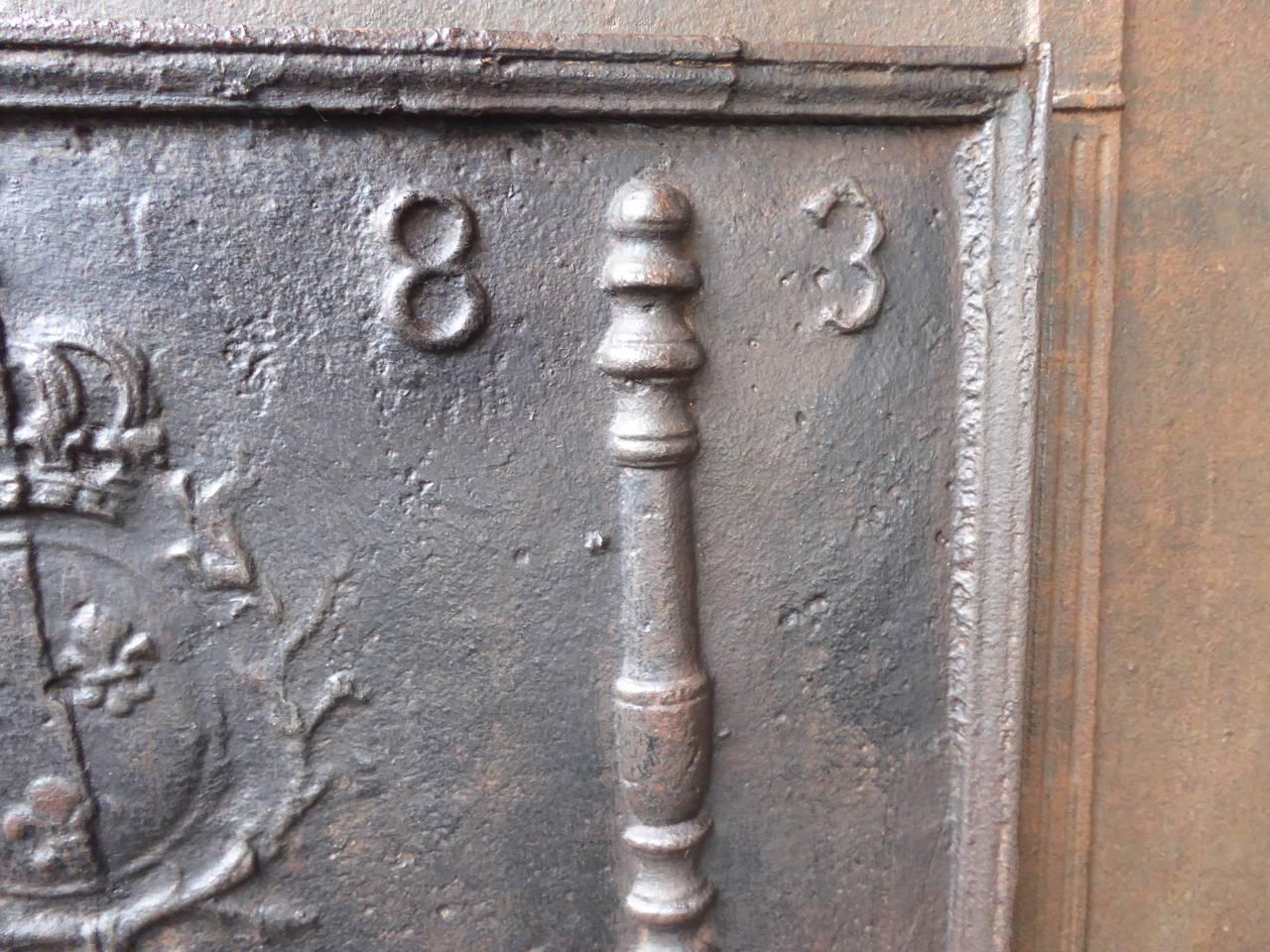 18th Century and Earlier 18th Century French 'Pillars with Arms of France' Fireback