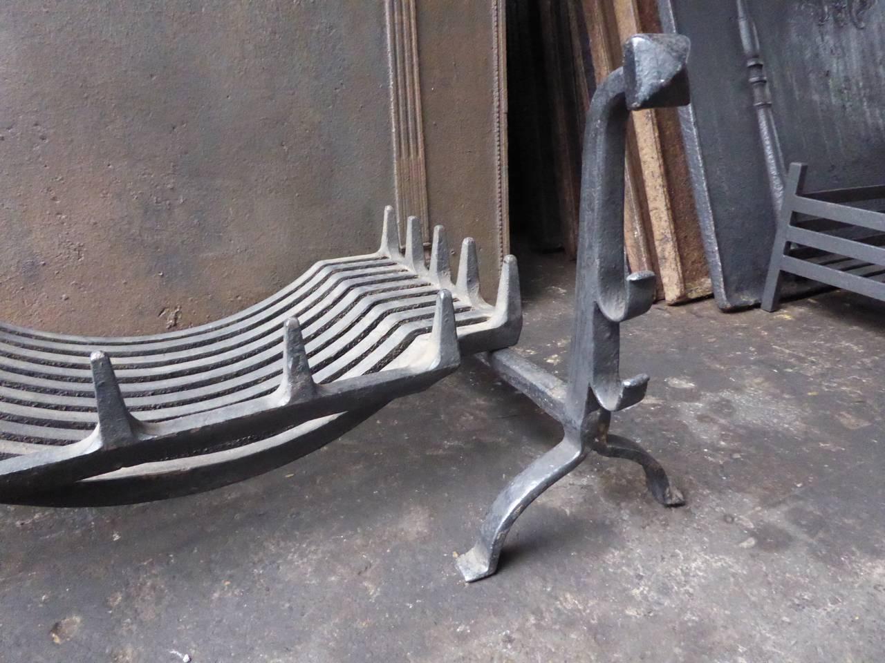 19th Century English Fire Grate, Fire Basket In Good Condition In Amerongen, NL