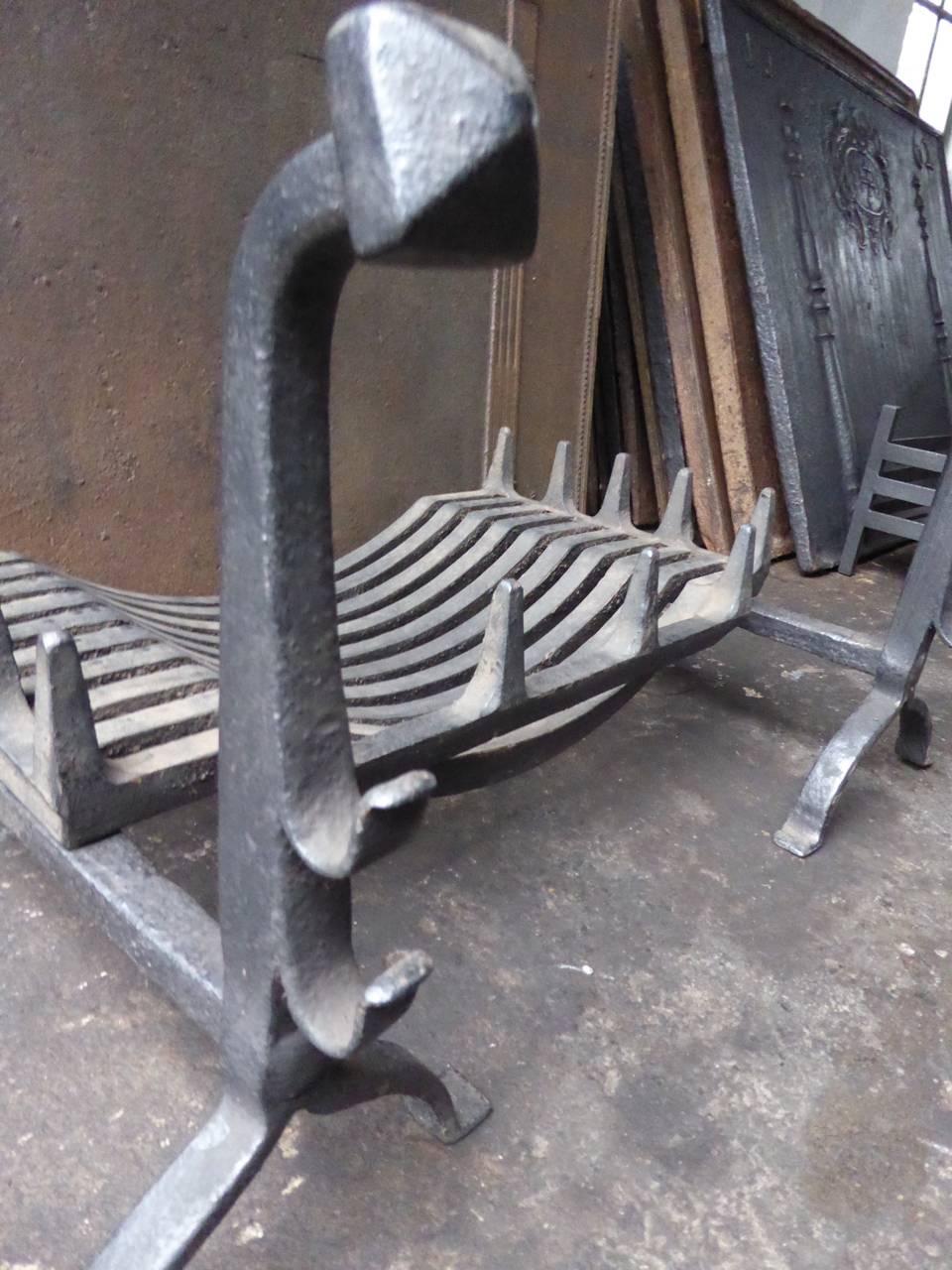 Iron 19th Century English Fire Grate, Fire Basket