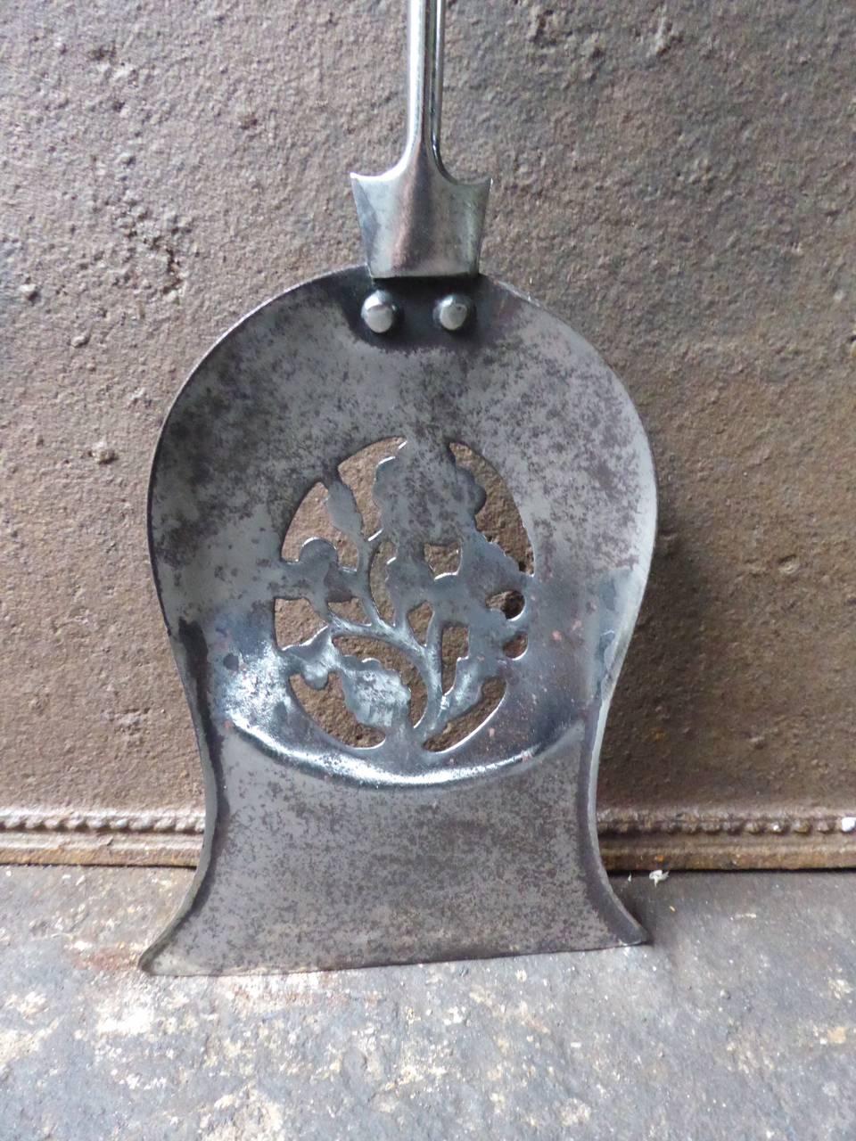 Polished 19th Century English Fire Shovel or Fireplace Shovel For Sale