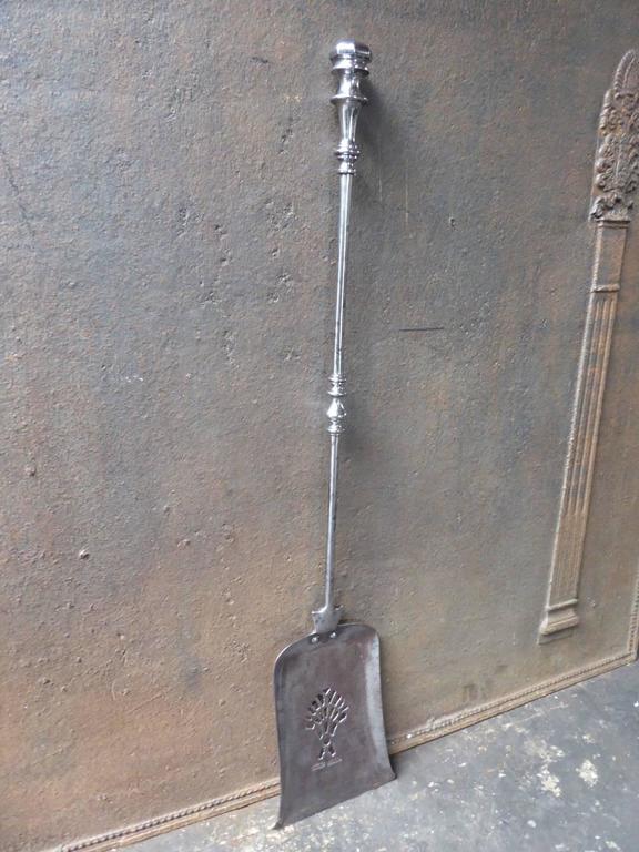 19th Century English Fire Shovel or Fireplace Shovel For Sale at 1stDibs