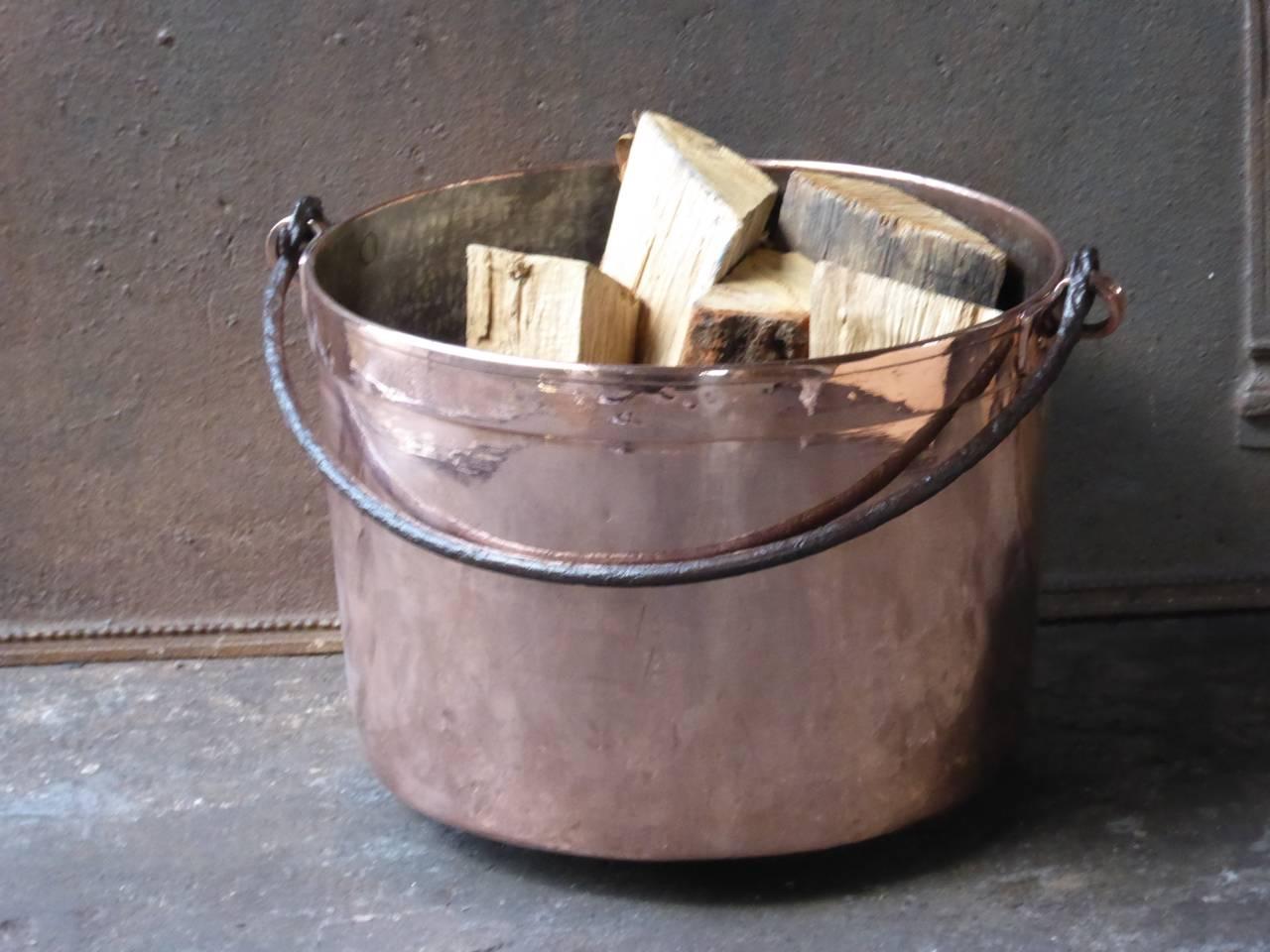 18th century Dutch log bin, firewood holder made of polished copper and wrought iron.