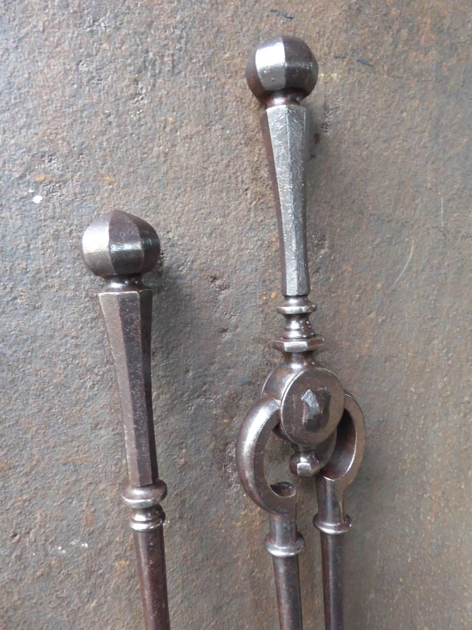 19th Century English Fireplace Tools, Fire Tools In Good Condition In Amerongen, NL