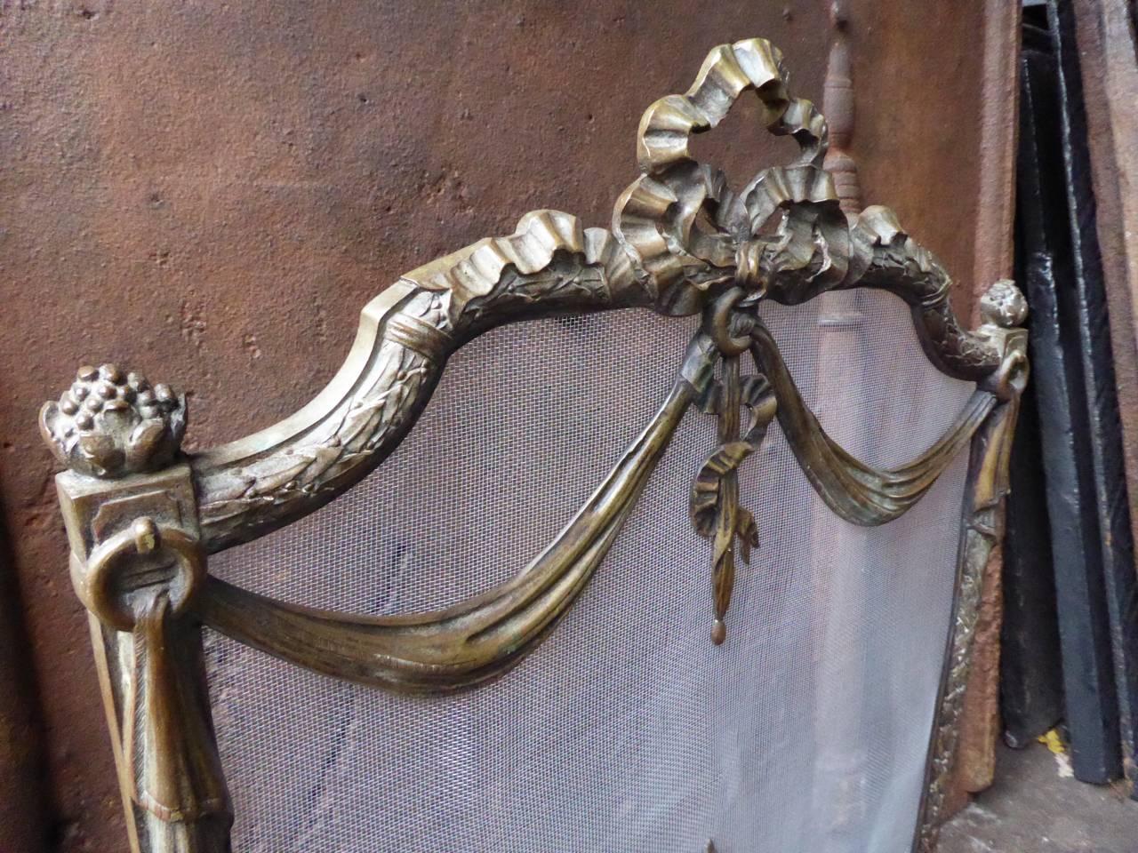 Brass 19th-20th Century French Fireplace Screen or Fire Screen For Sale