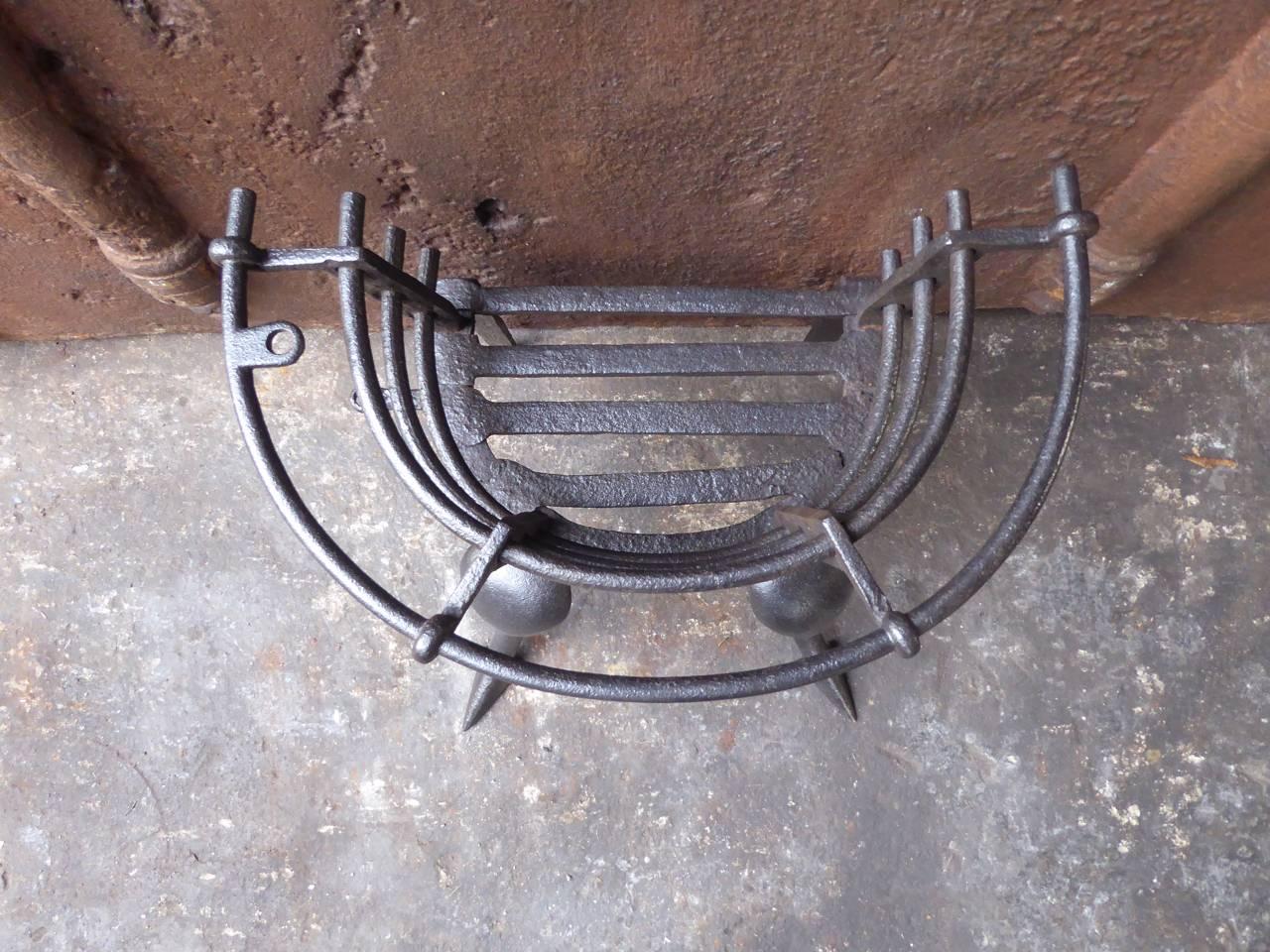 18th Century Dutch Fireplace Grate or Fire Basket For Sale 3