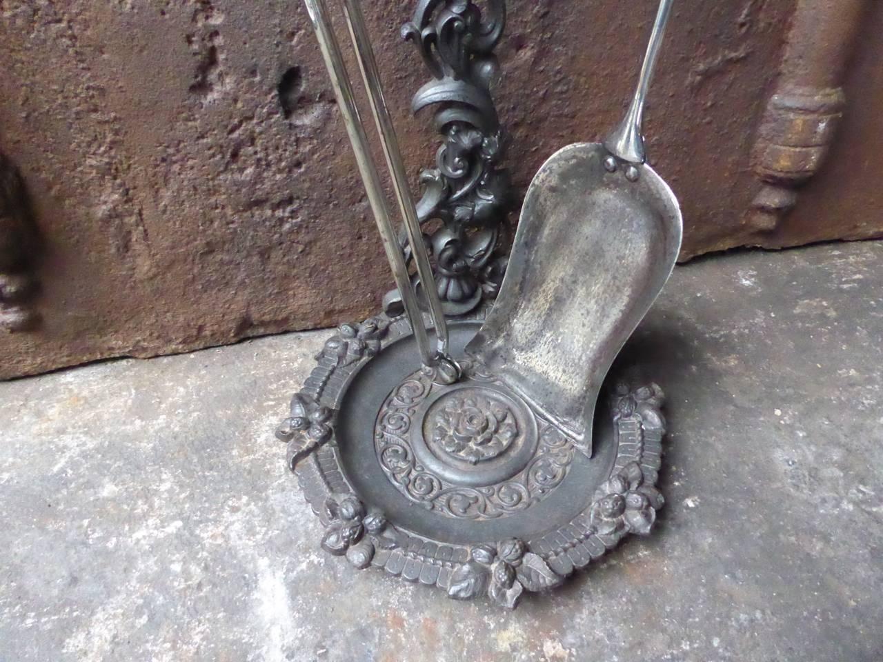 19th Century English Victorian Fireplace Tools or Fire Tools In Good Condition For Sale In Amerongen, NL