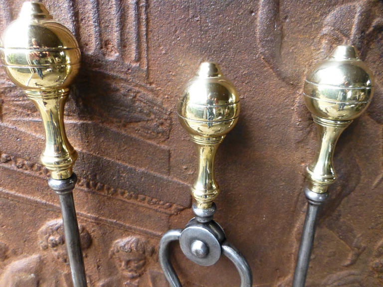 Art Nouveau Fireplace Tool Set and Rests For Sale 3