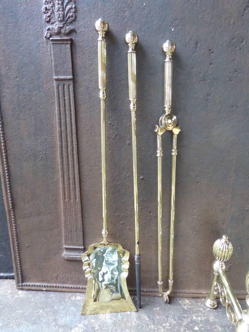 English Polished Brass Fireplace Tool Set, Companion Set In Good Condition In Amerongen, NL