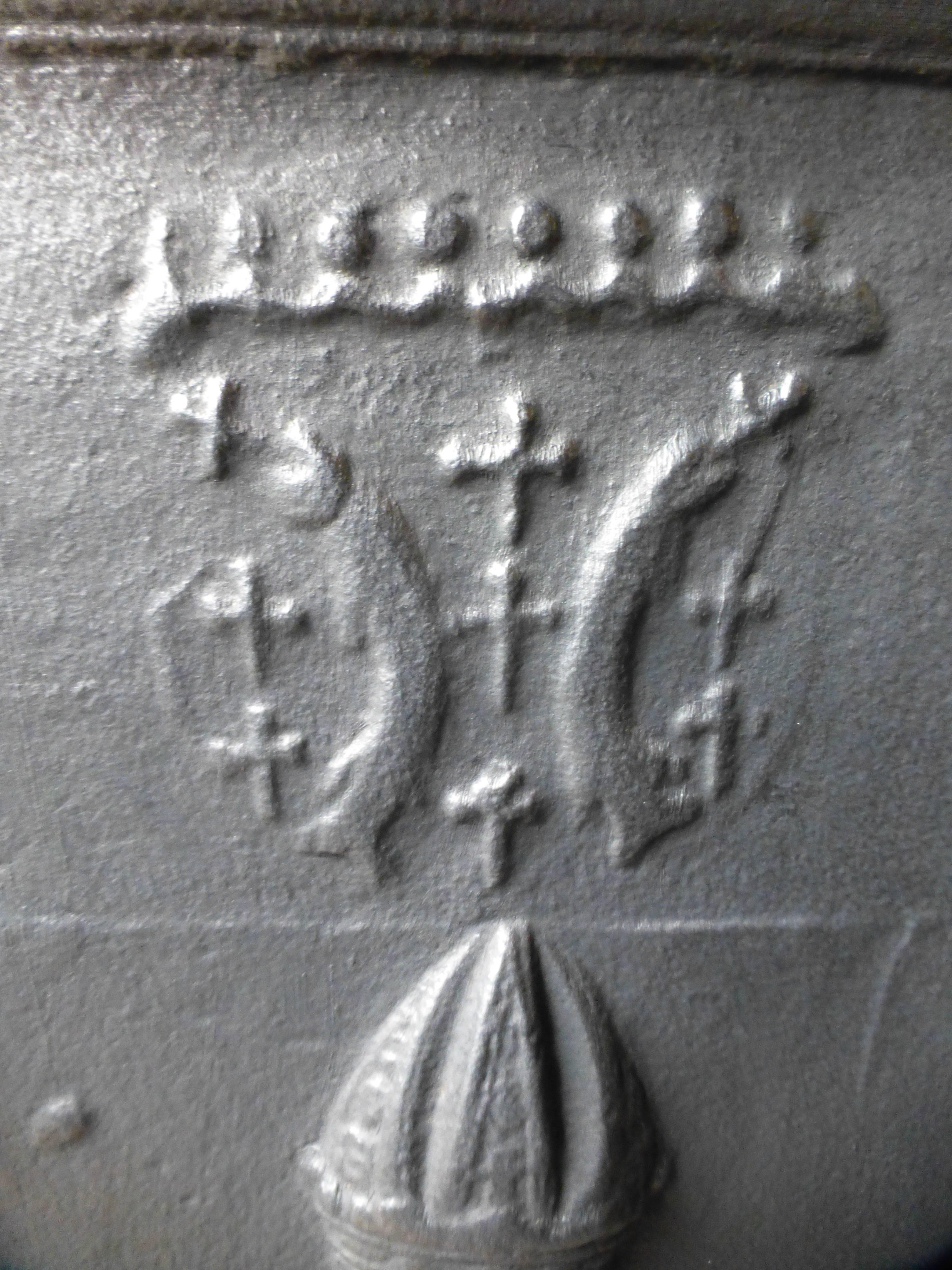 Plaque de cheminée / dosseret Charlemagne français du 17e siècle Bon état - En vente à Amerongen, NL