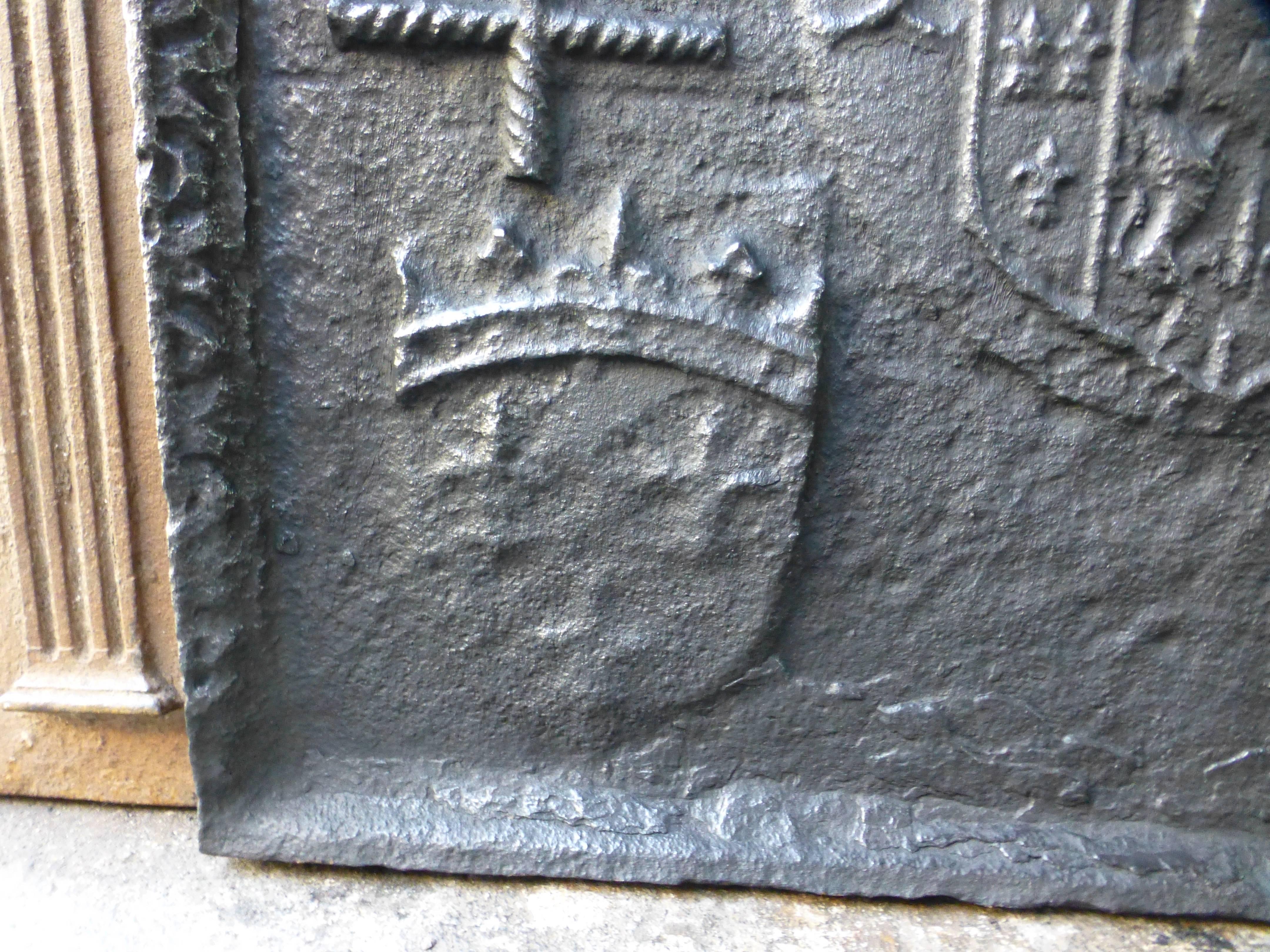 16th Century Lorraine Coat of Arms Fireback In Good Condition In Amerongen, NL