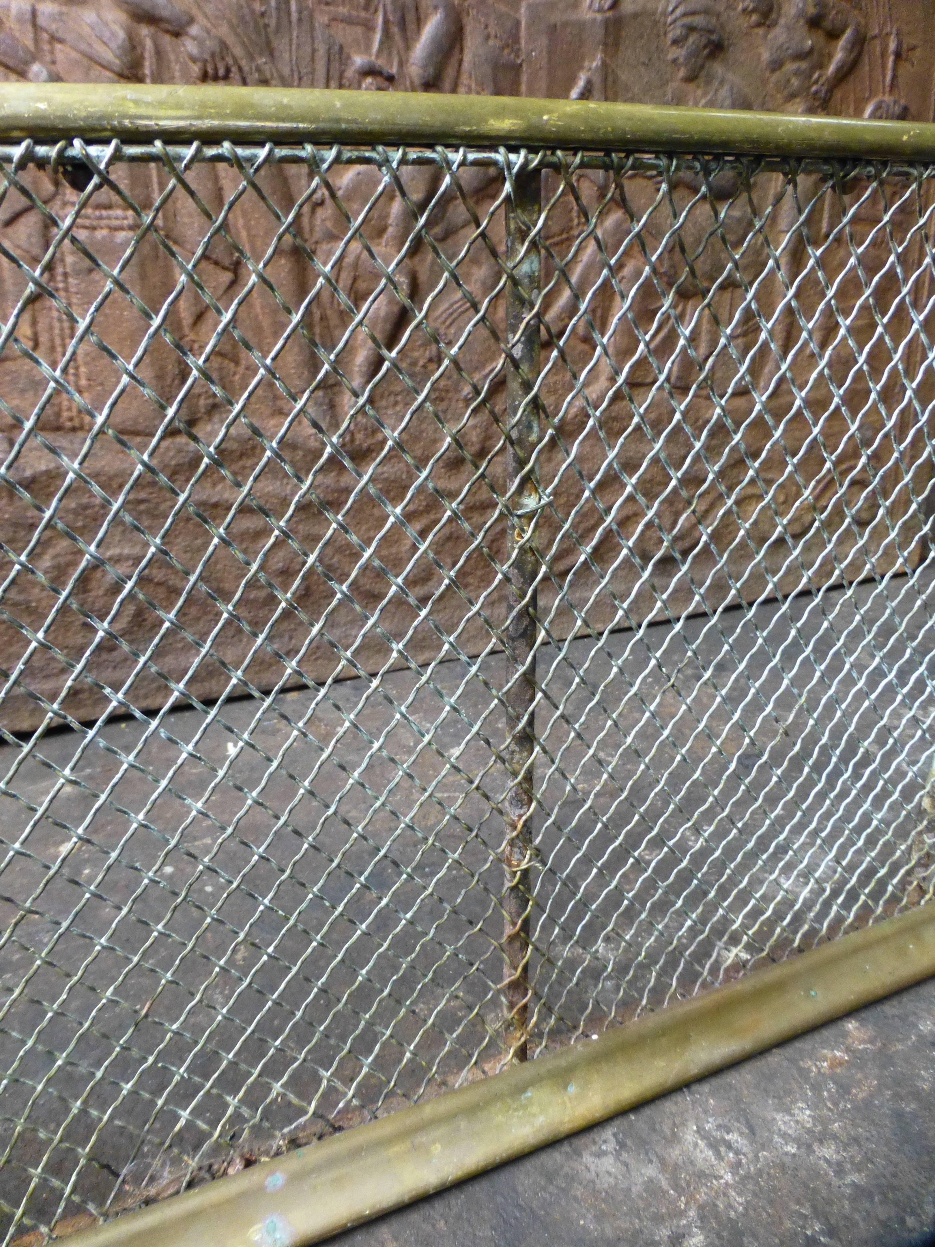 19th Century Brass and Wirework Fender In Good Condition In Amerongen, Amerongen