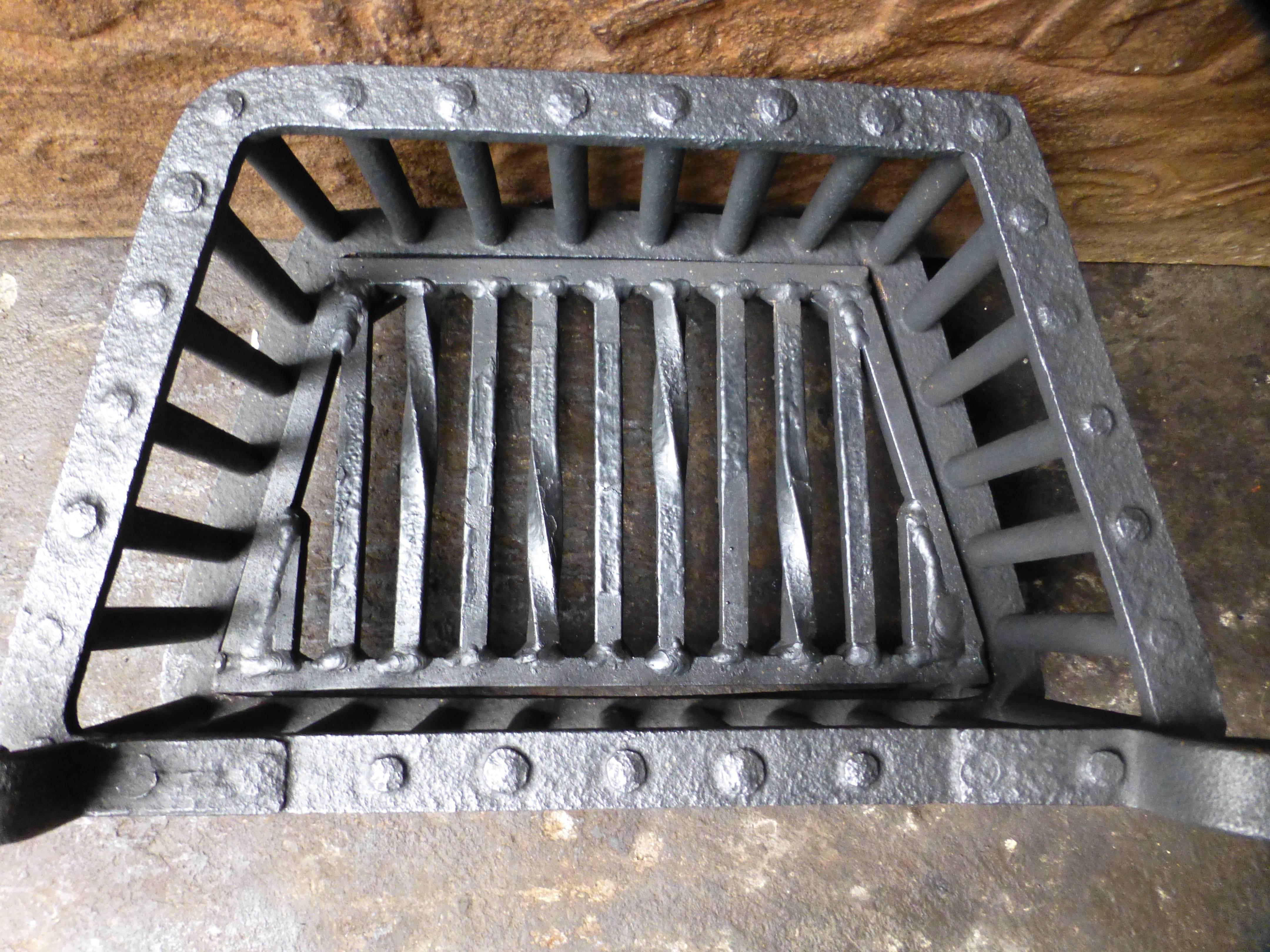 Small 18th Century Wrought Iron Fireplace Grate, Fire Grate 1