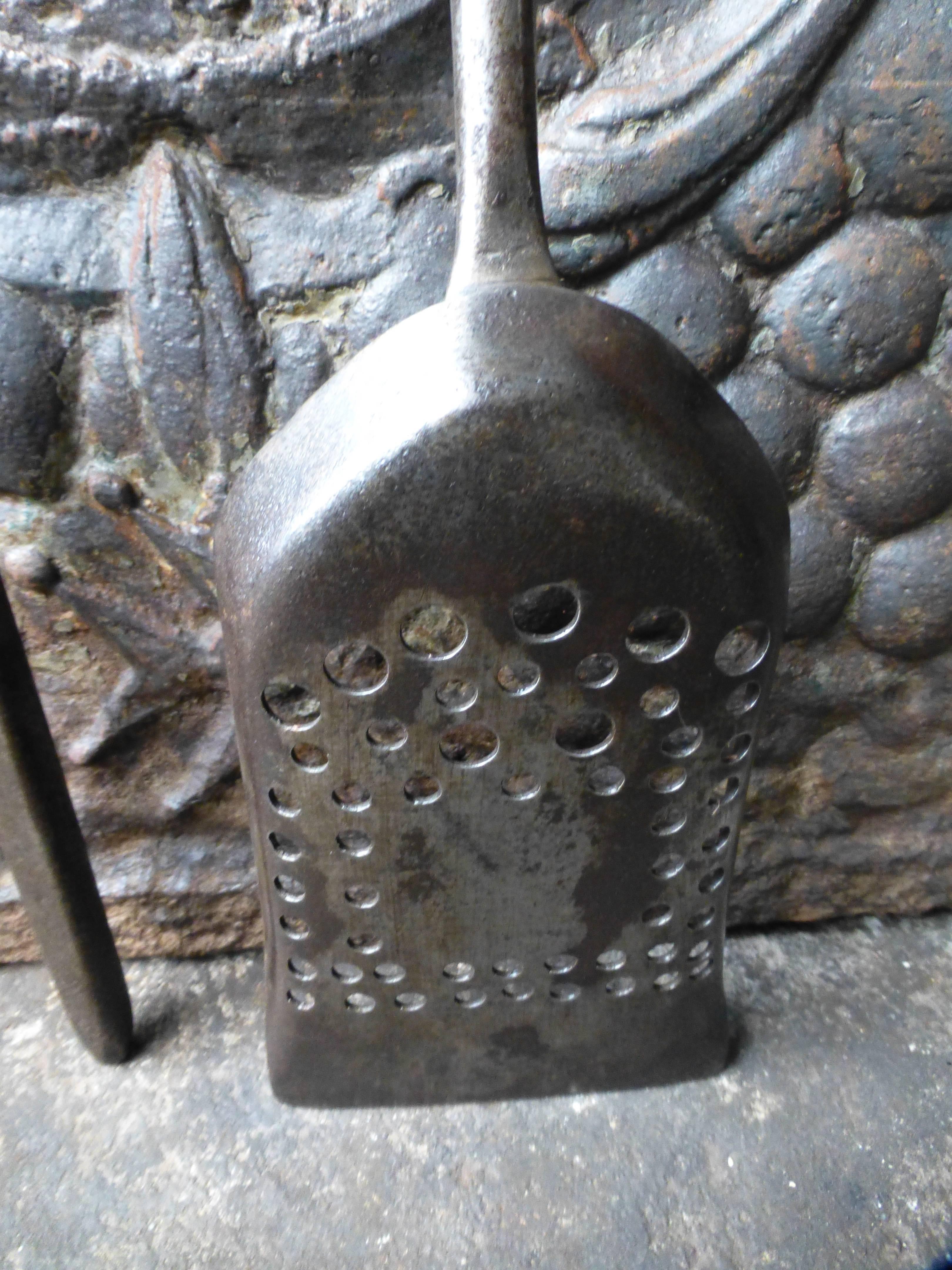 Ensemble d'outils de cheminée en acier poli et bronze en vente 3