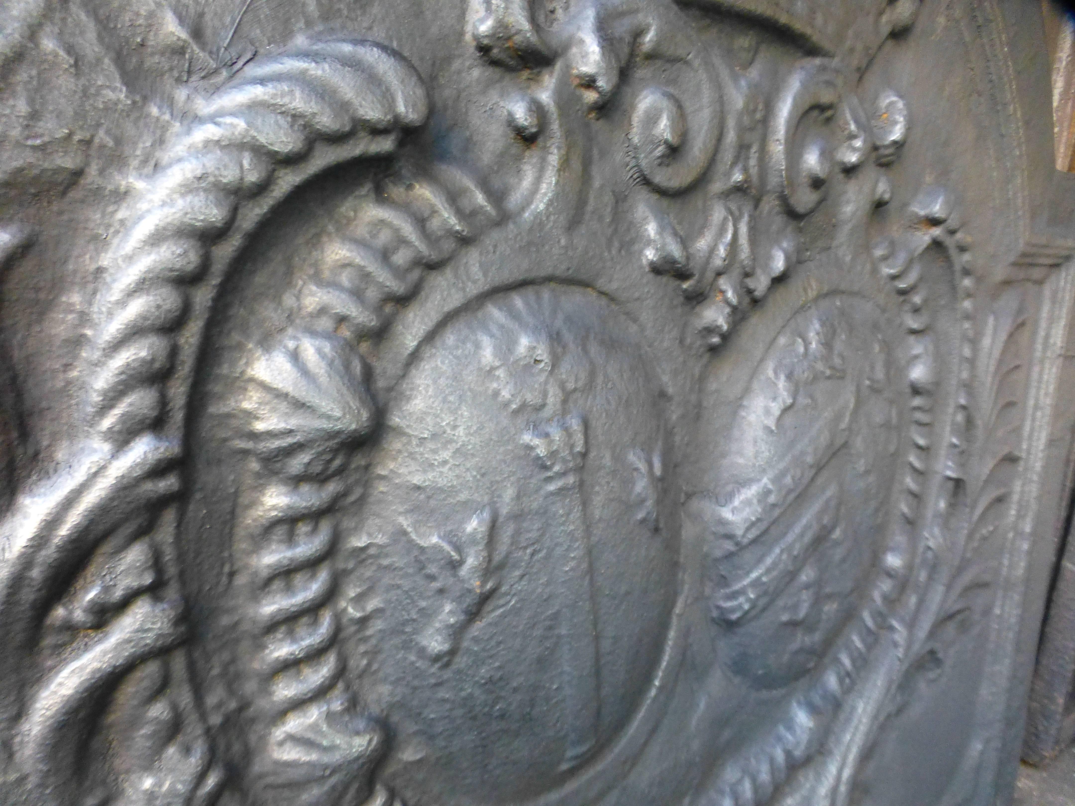 French Fireback with Coat of Arms In Good Condition In Amerongen, Amerongen