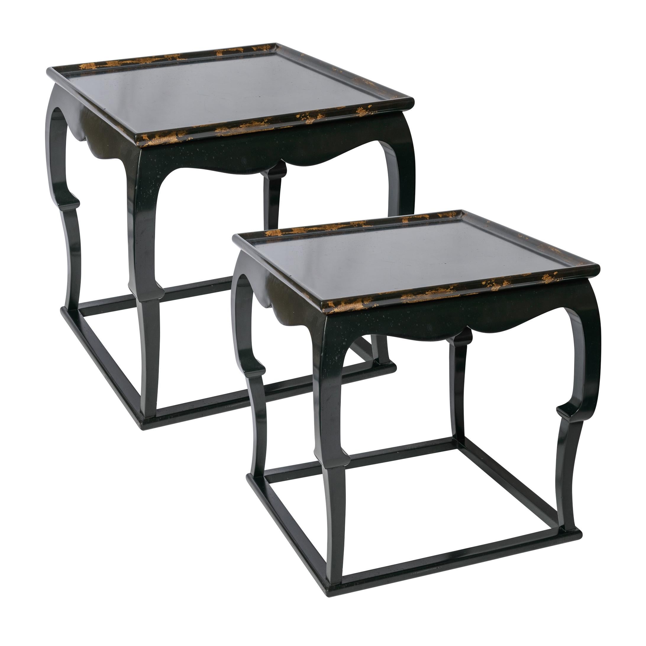 Just arrived,  this great looking Pair of Black Lacquer wood  Asian Style Side Table with Gold Accents to  the top Rims.
Very elegant scrolled legs in the asian style.
Very good vintage preowned condition, consistent with age and use.
Please view