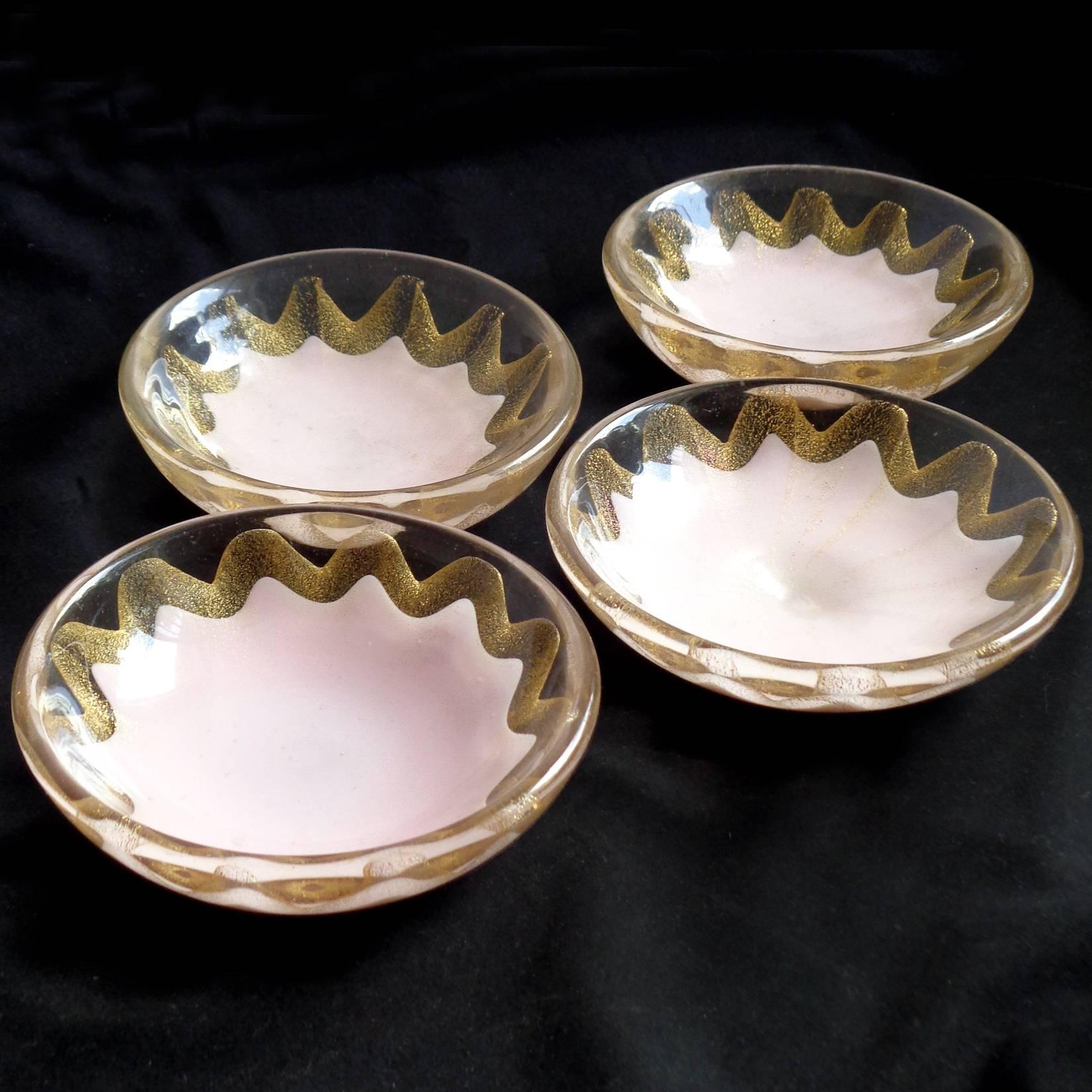 Mid-Century Modern Salviati Murano Pink Gold Flecks Star Design Italian Art Glass Bowls Dishes