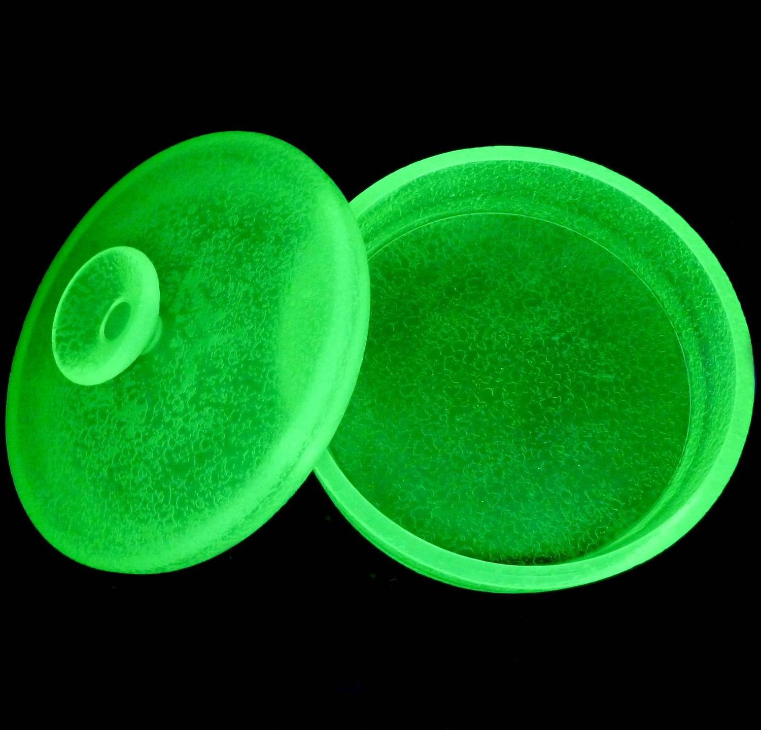 Murano Vaseline Uranium Corroso Texture Italian Art Glass Vanity Jewelry Box For Sale at 1stdibs