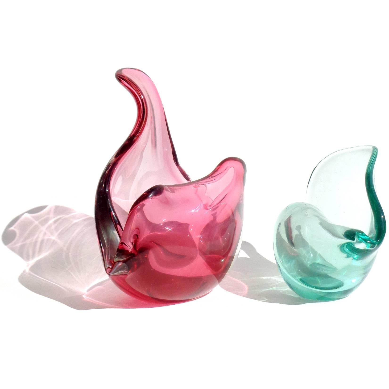 Mid-Century Modern Seguso Vetri d'Arte Murano Sommerso Pink Italian Art Glass Conch Shell Sculpture