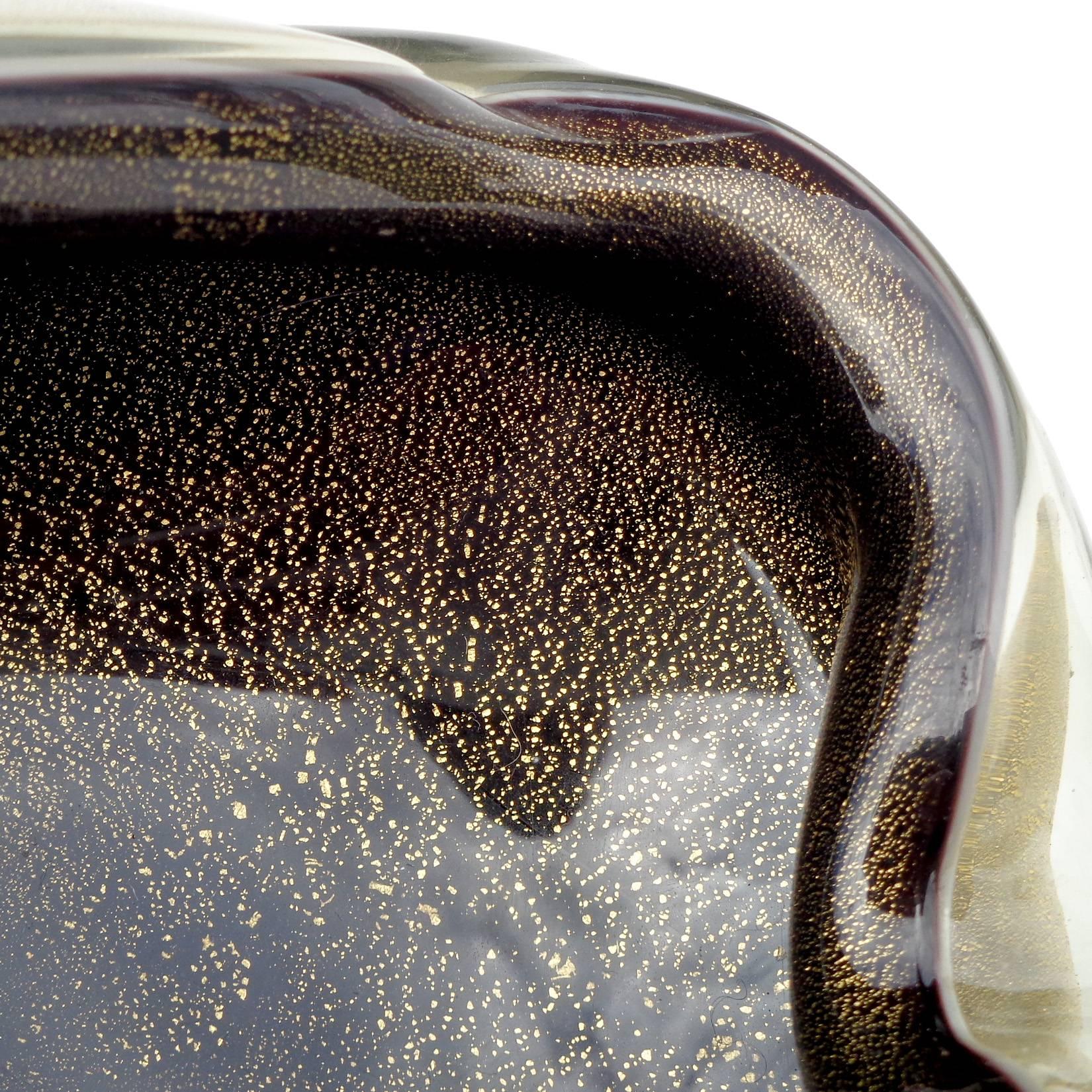 Mid-Century Modern Alfredo Barbini Murano Black Gray Gold Flecks Italian Art Glass Bowl