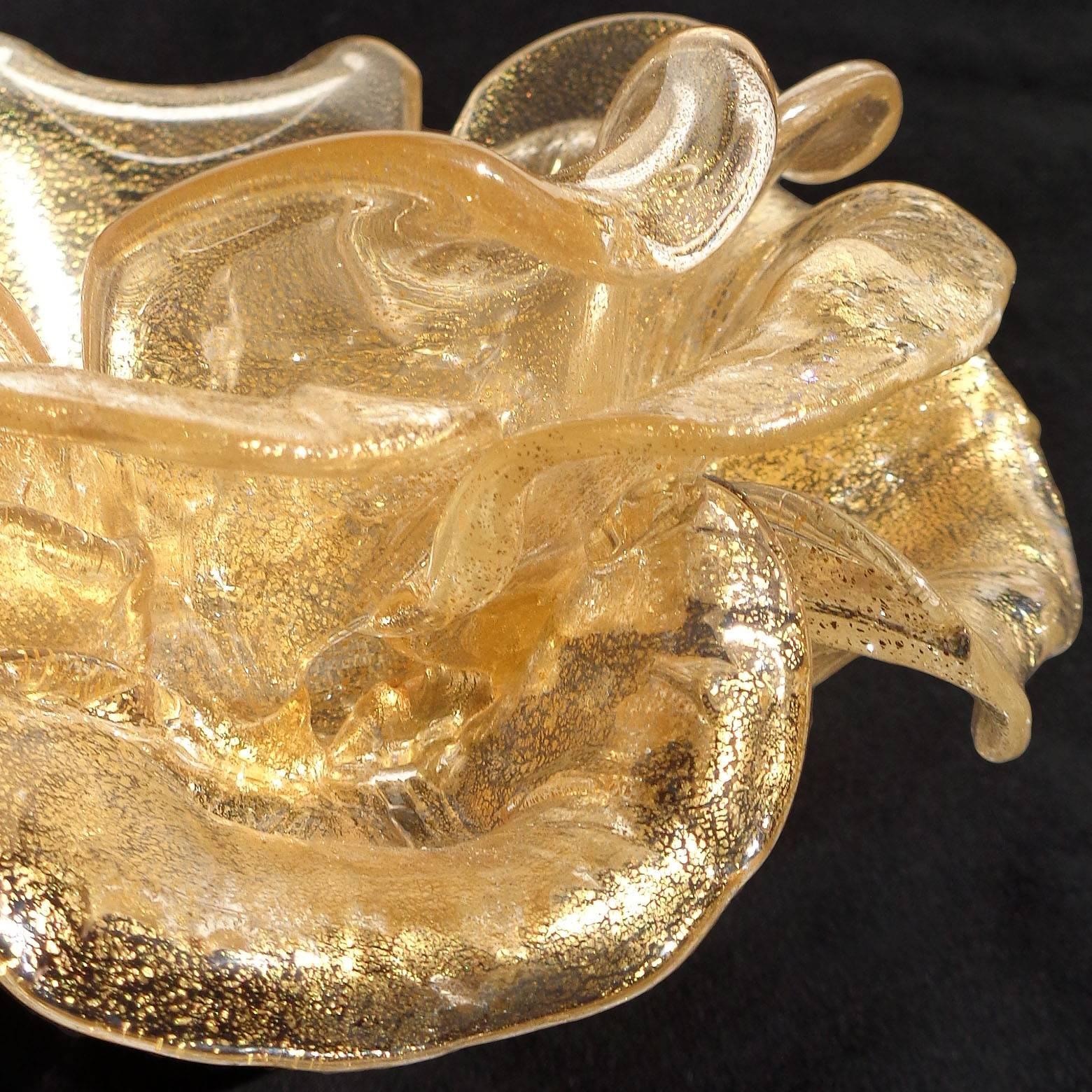 Hand-Crafted Seguso Vetri D' Arte Murano Gold Italian Art Glass Flower Bowls, Set of Eight