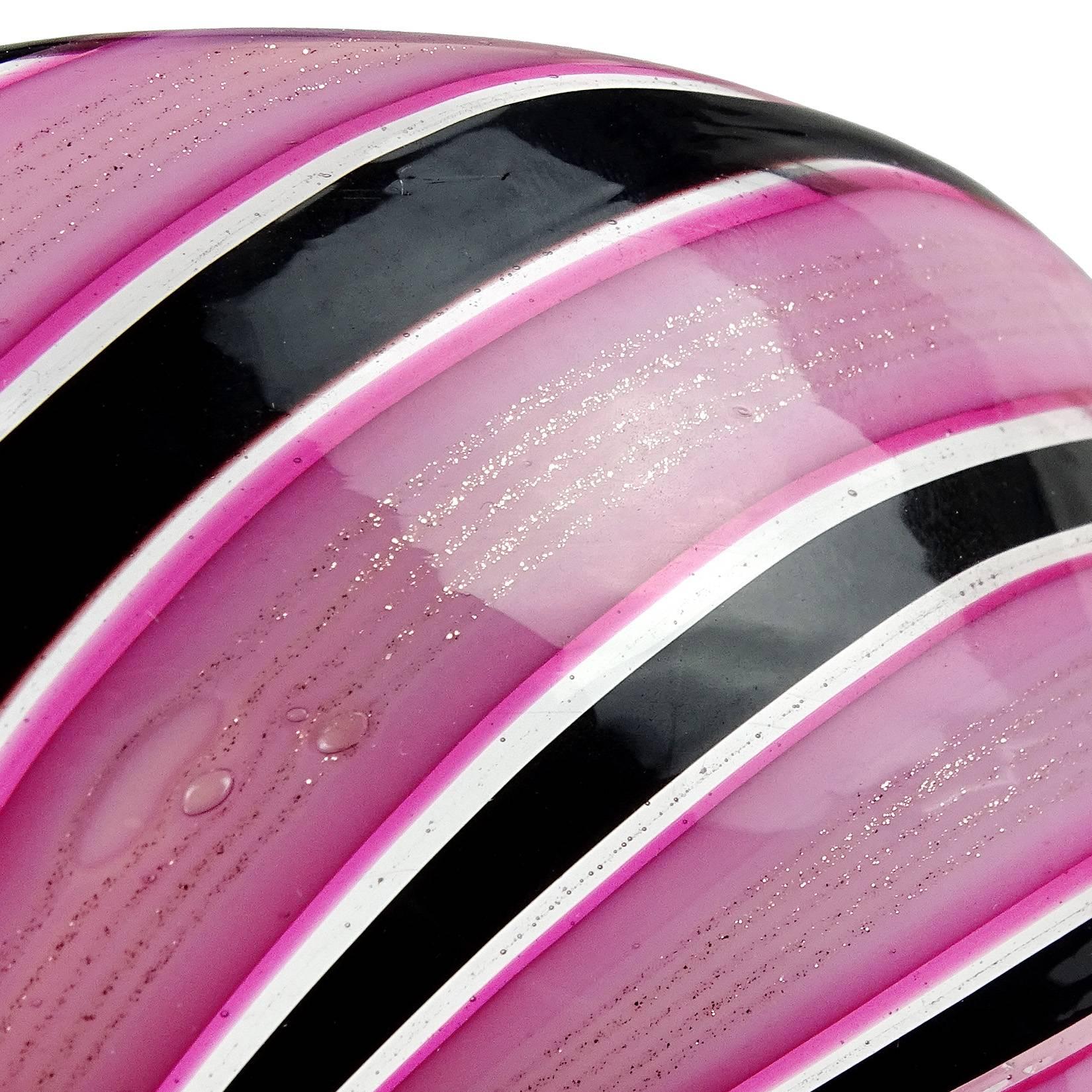 Mid-Century Modern Murano Pink Black Aventurine Swirl Ribbons Italian Art Glass Decorative Dish