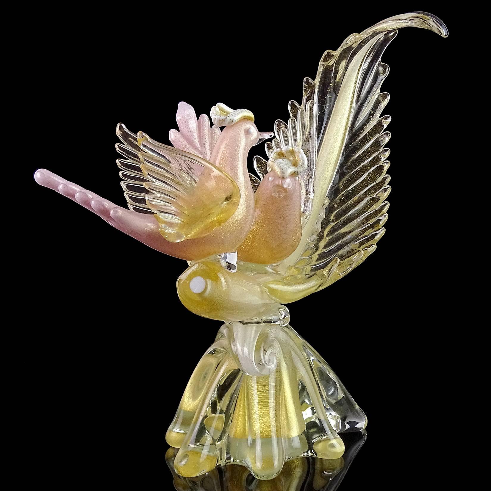 Alfredo Barbini Murano Pink Gold Flecks Italian Art Glass Birds Leaf Sculpture In Excellent Condition In Kissimmee, FL