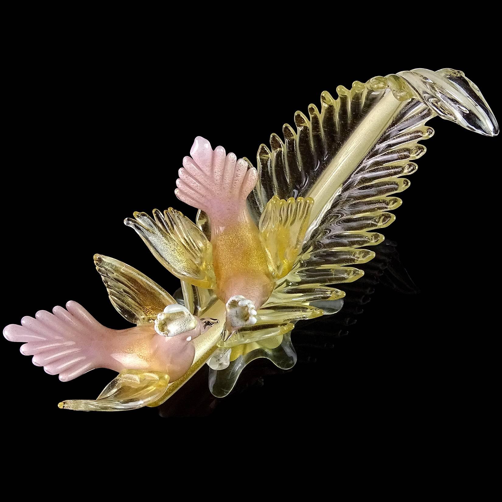 Mid-Century Modern Alfredo Barbini Murano Pink Gold Flecks Italian Art Glass Birds Leaf Sculpture