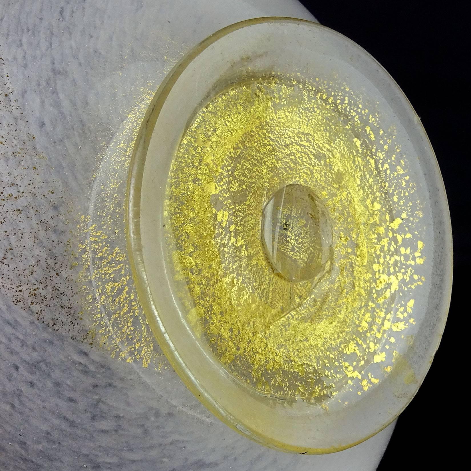 Barovier Murano White Gold Flecks Italian Art Glass Vanity Jewelry Powder Box In Excellent Condition In Kissimmee, FL