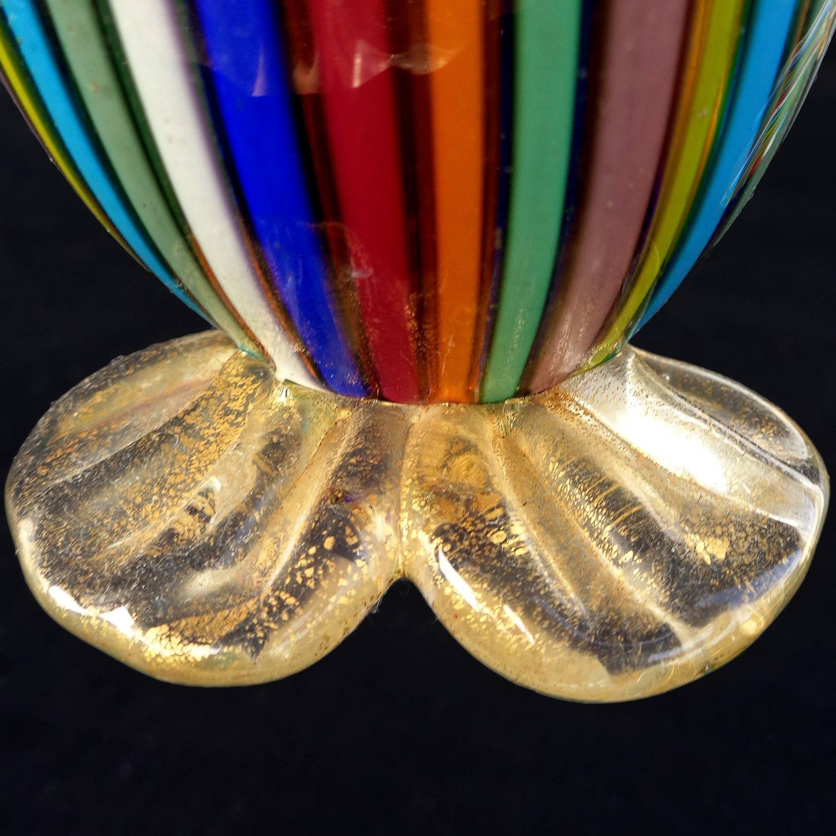 20th Century Fratelli Toso Murano Rainbow Filigrana Ribbons Italian Art Glass Bird Figurines