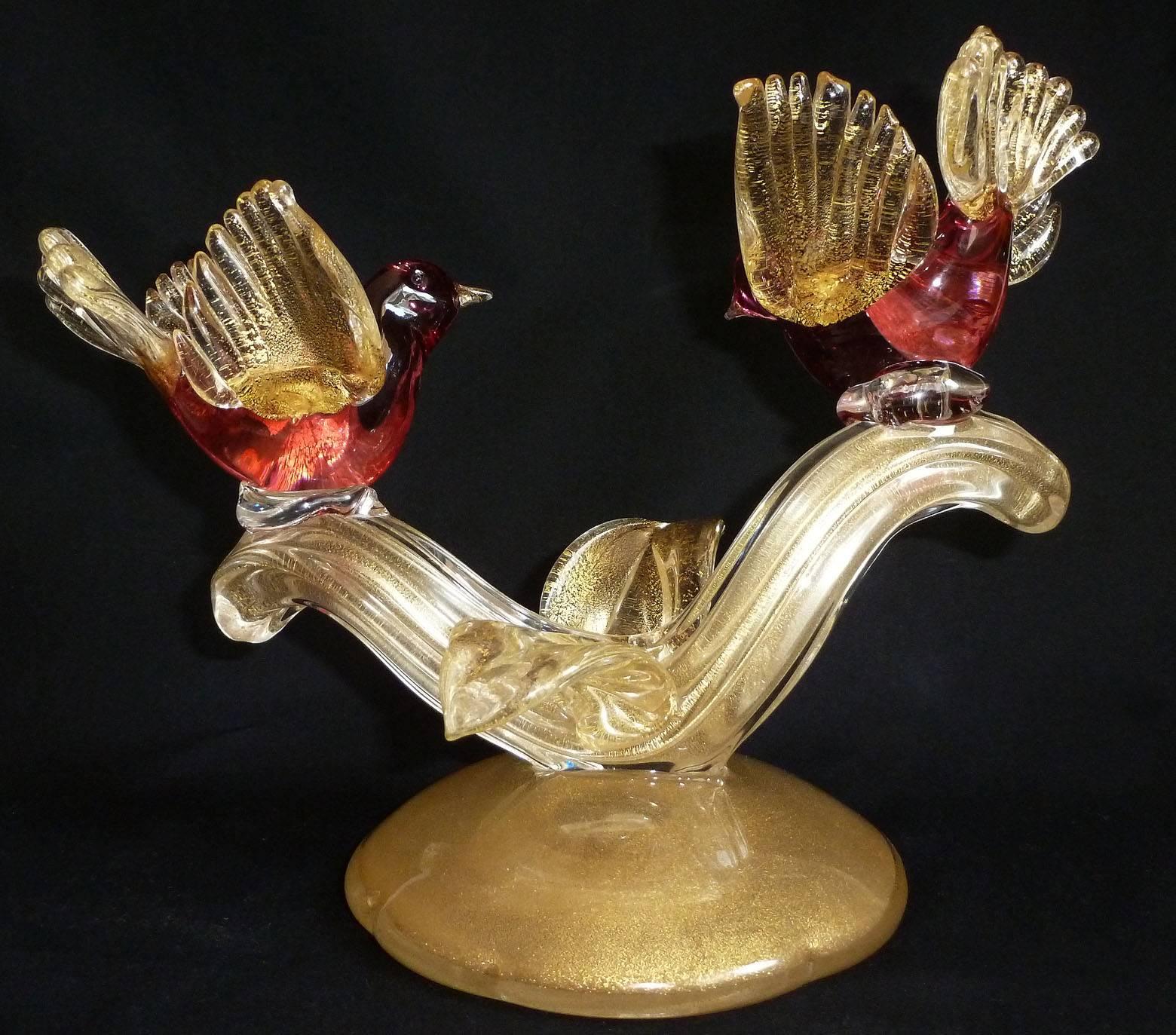 Barbini Murano Gold Flecks Cranberry Pink Italian Art Glass Birds Sculpture In Good Condition In Kissimmee, FL