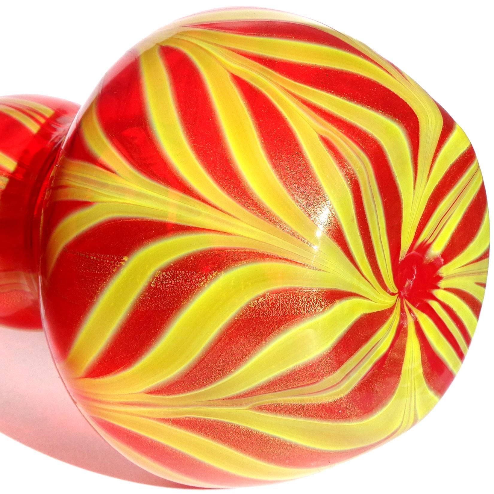 Murano Red Yellow Pulled Feather Gold Italian Art Glass Ruffle Rim Flower Vase In Good Condition In Kissimmee, FL