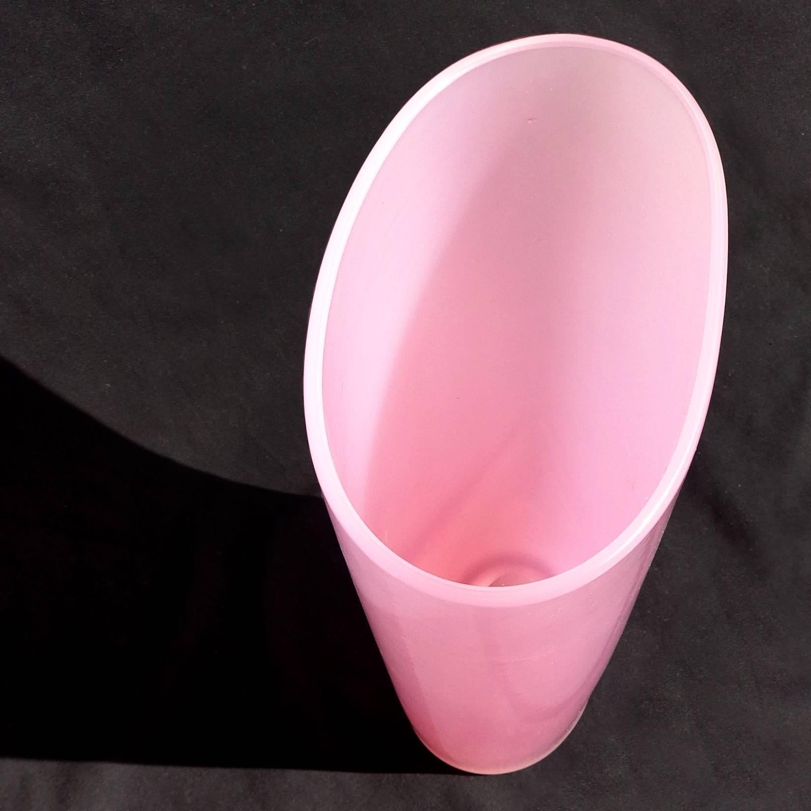 Beautiful Murano handblown pink opalescent Italian art glass flower vase. Documented to designer Archimede Seguso, from the 