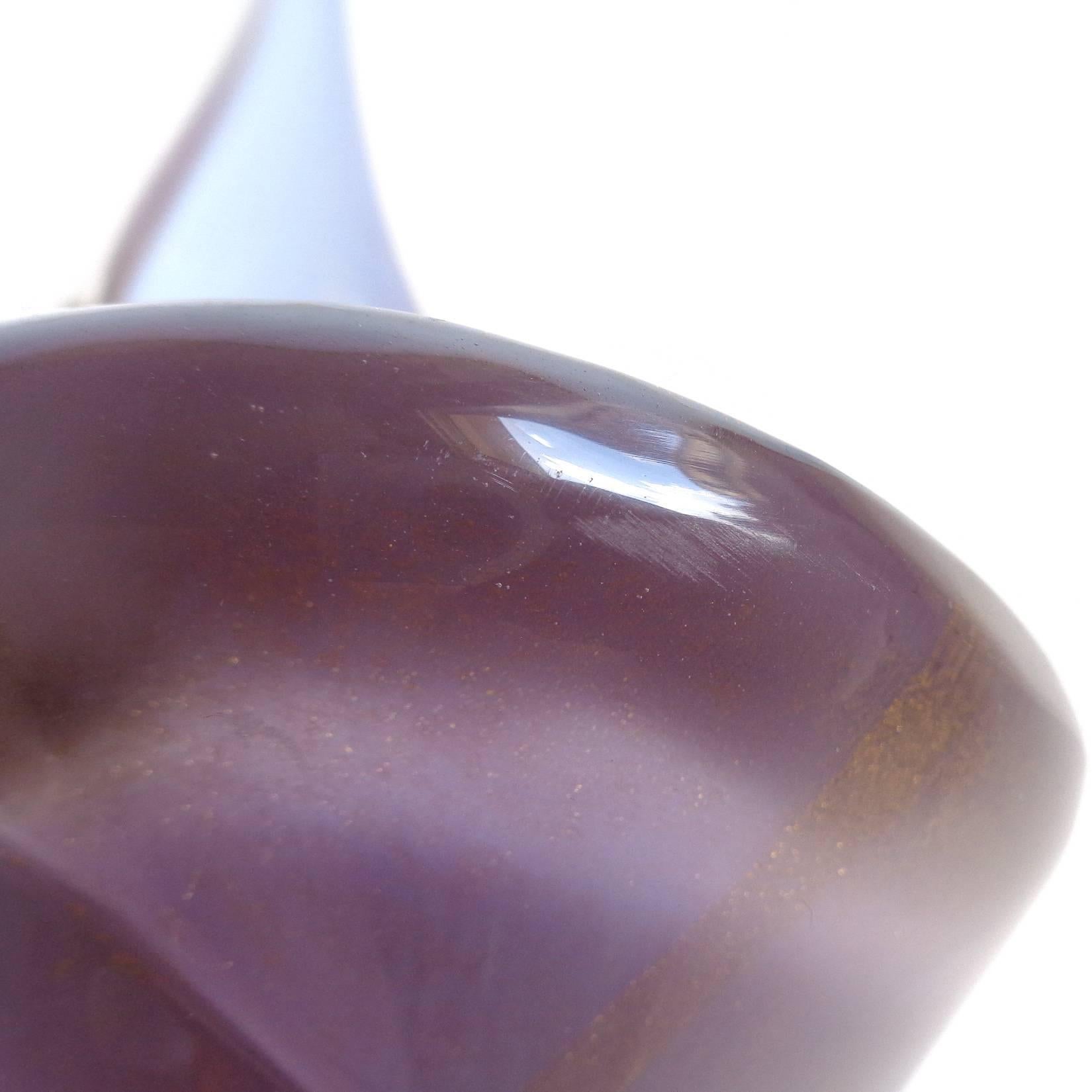 Hand-Crafted Alfredo Barbini Murano Purple and Gold Flecks Italian Art Glass Seashell