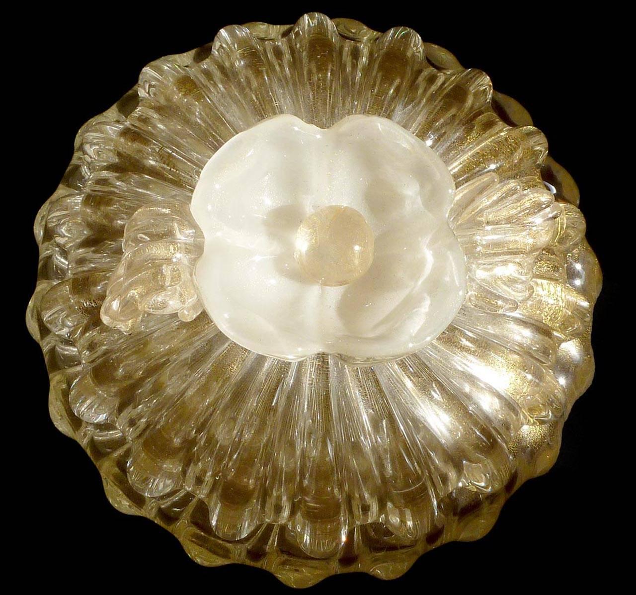 Hollywood Regency Seguso Murano Gold Flecks Applied Flower Italian Art Glass Vanity Powder Box