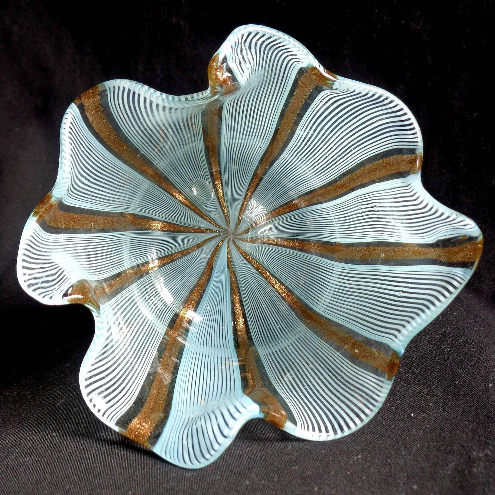 Dino Martens Aureliano Toso Murano Italian Art Glass Small Fazoletto Vases 4