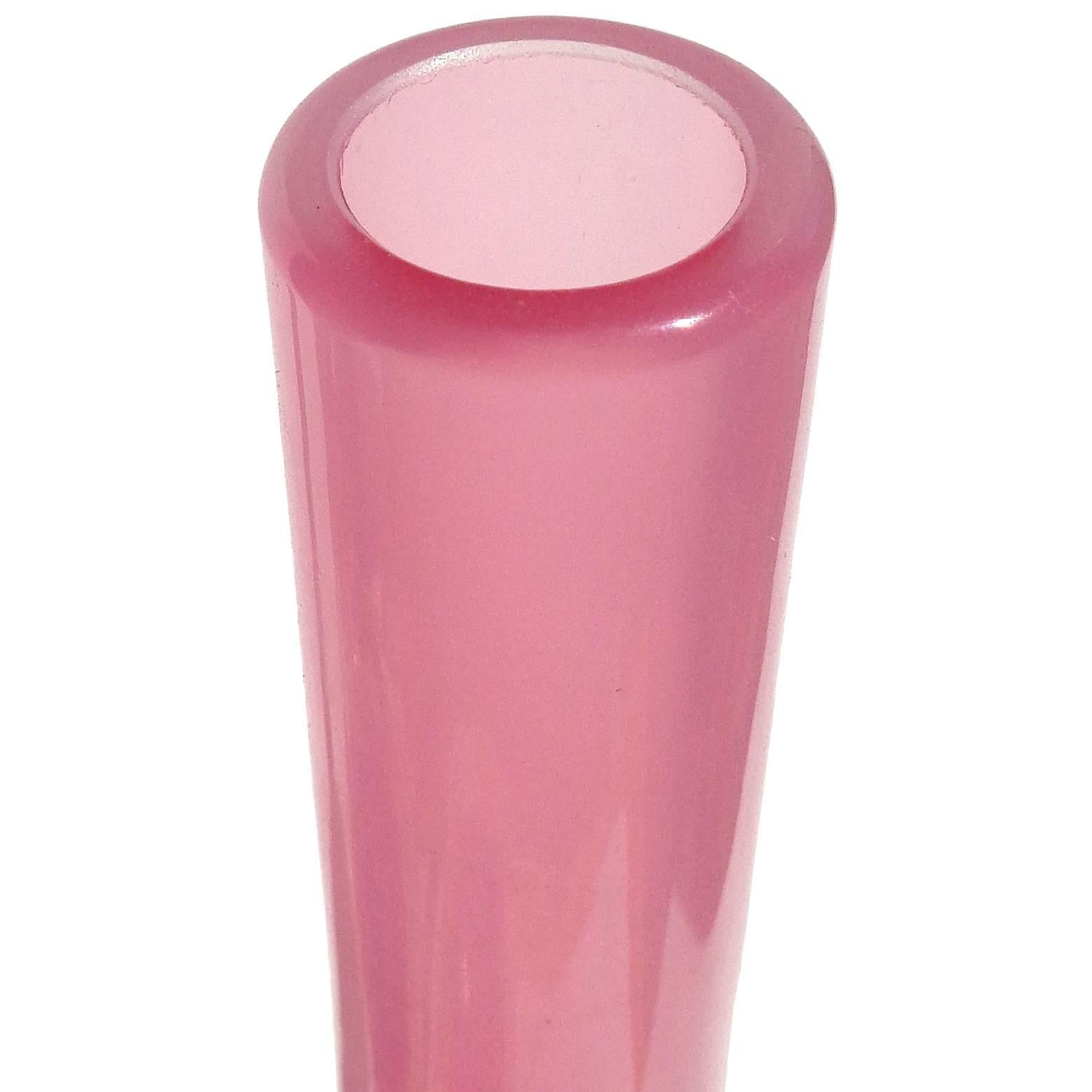 Free shipping worldwide! See details below description.

Beautiful Murano handblown pink opalescent art glass "soliflore" / "specimen" flower vase. Documented to designer Archimede Seguso, in the "Alabastro" technique
