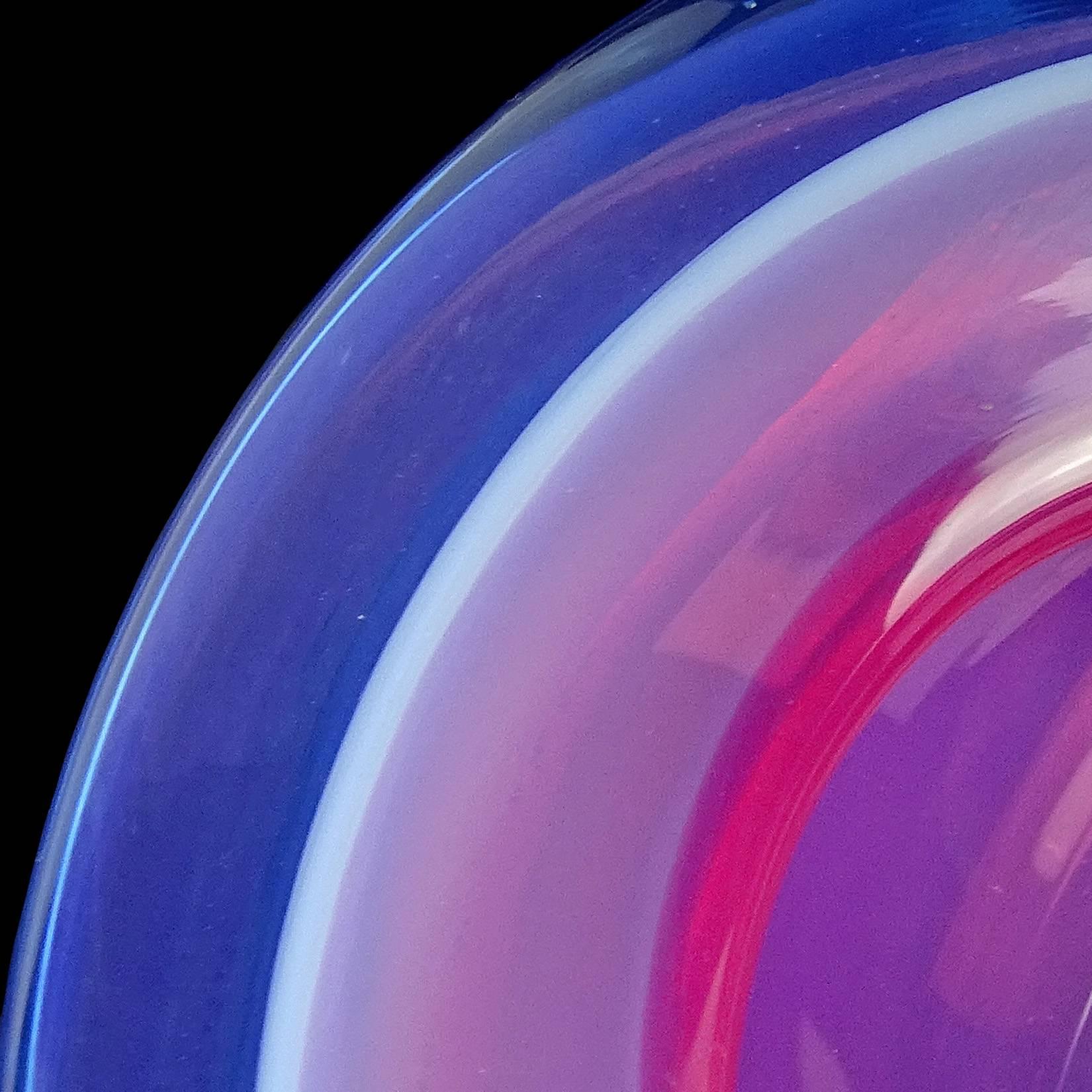 Alfredo Barbini Murano Pink Blue Opalescent Italian Art Glass Decorative Bowl In Excellent Condition In Kissimmee, FL