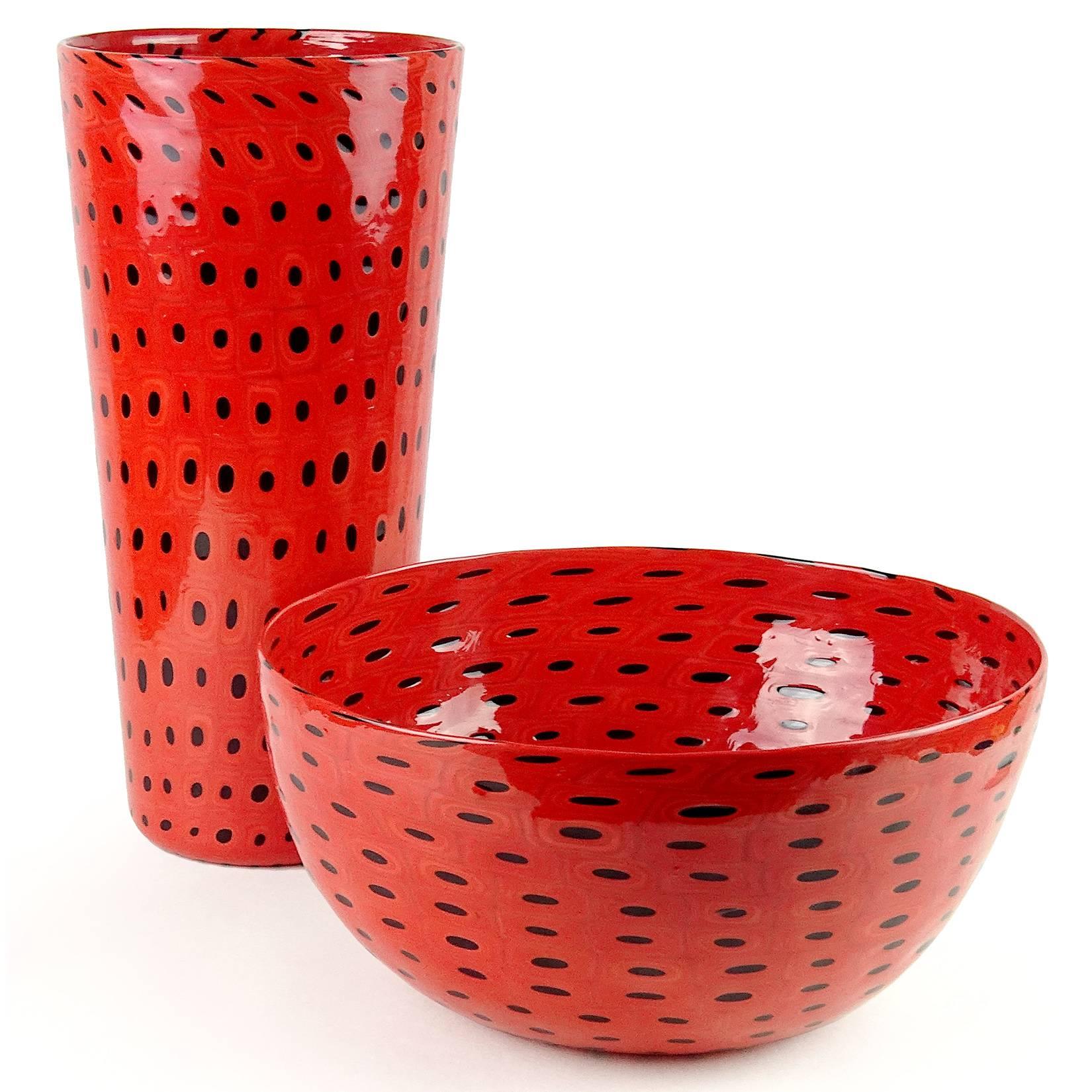 Mid-Century Modern Vittorio Ferro Murano Red Black Bullseye Murrines Italian Art Glass Center Bowl