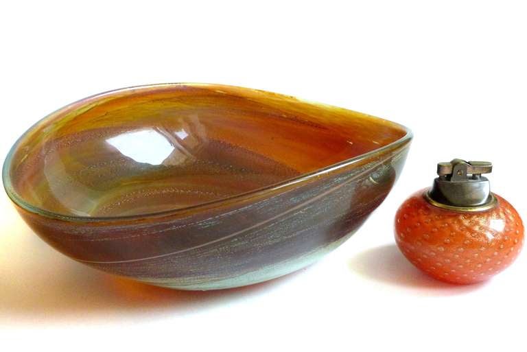 Large matched pair of Murano hand blown fiery opal and silver flecks, museum quality Italian art glass center bowls. Documented to designer Ercole Barovier, for the Barovier e Toso company, circa 1956. The design is called 