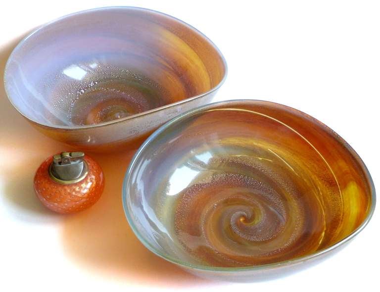 Hand-Crafted Ercole Barovier Murano Opal Chalcedony Silver Flecks Italian Art Glass Bowls