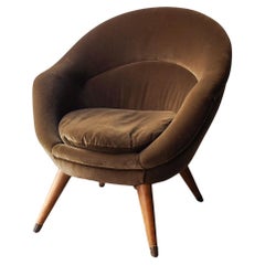 Lounge Chairs