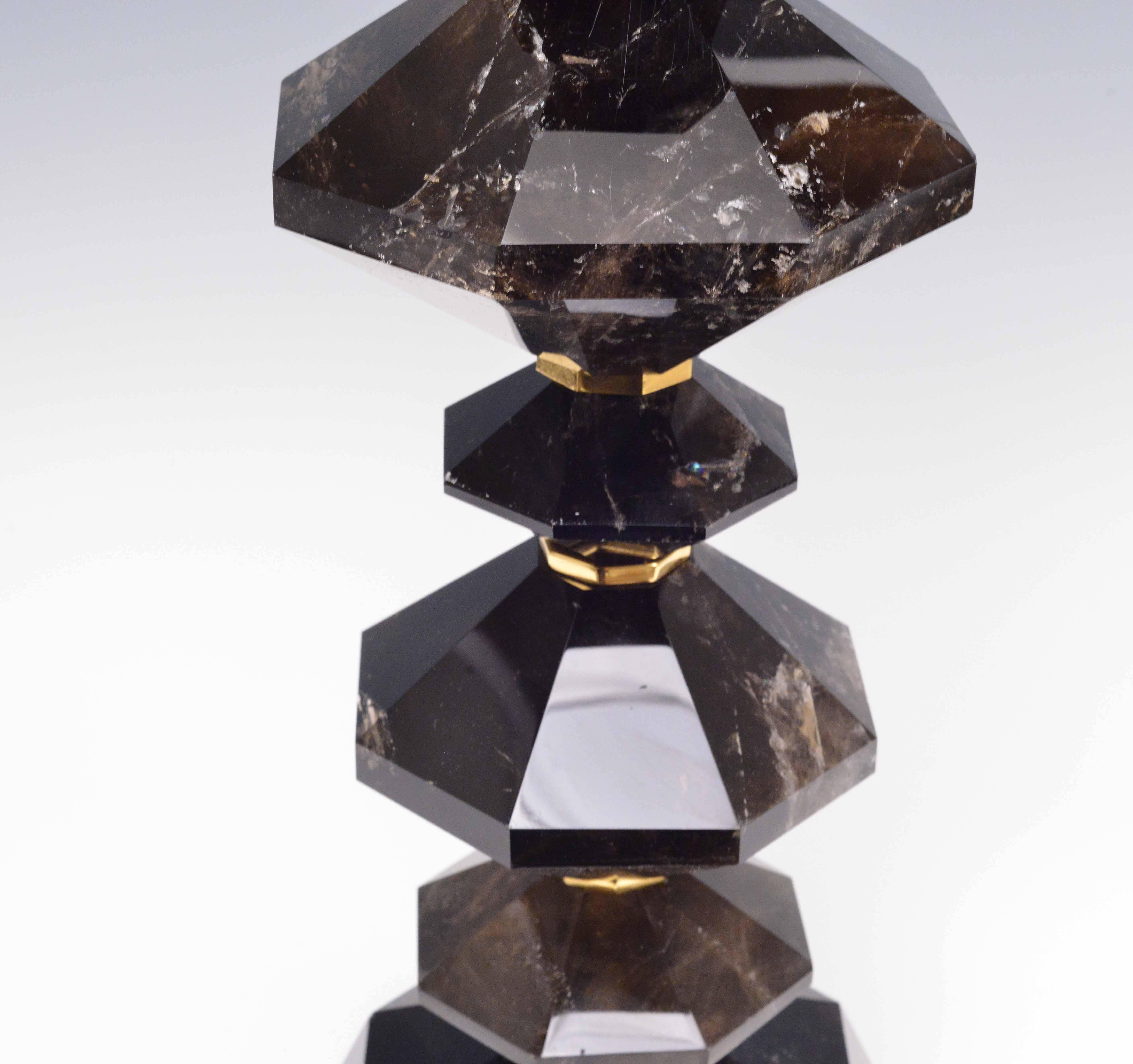 Paire de lampes en cristal de roche à diamant foncé Excellent état - En vente à New York, NY